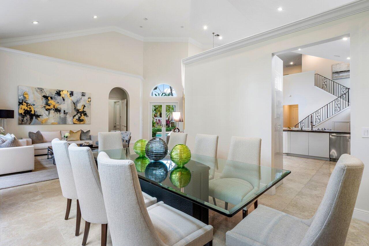 6902 Royal Orchid Circle