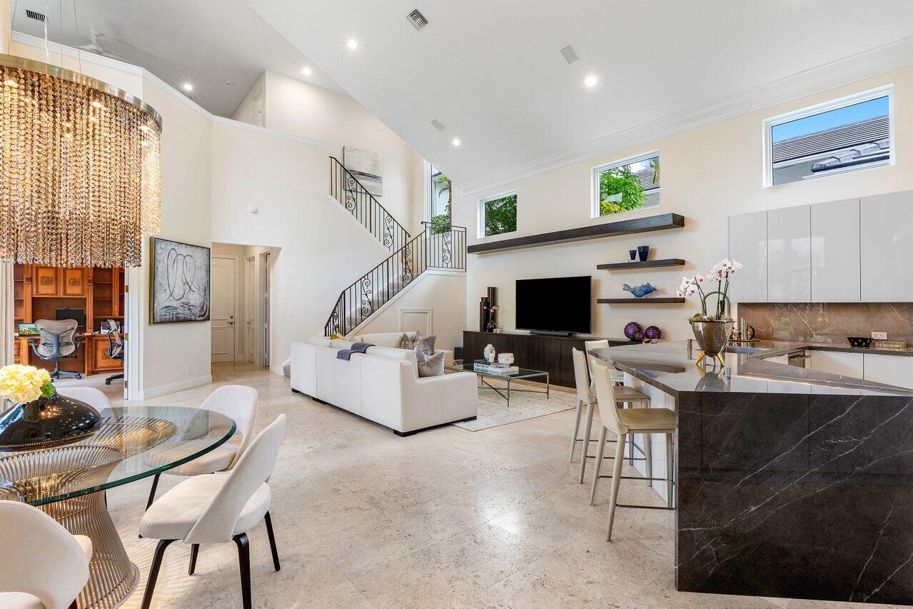 6902 Royal Orchid Circle