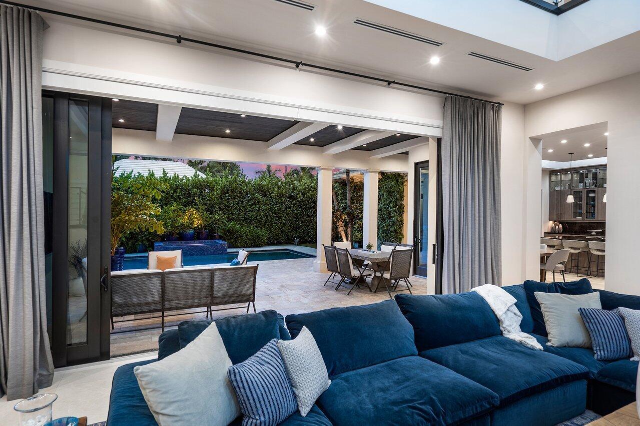 924 S Ocean Boulevard