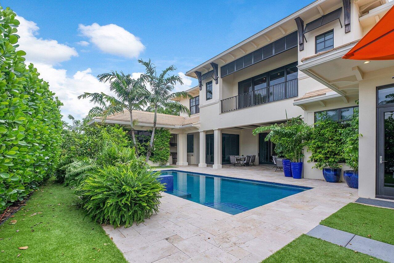 924 S Ocean Boulevard