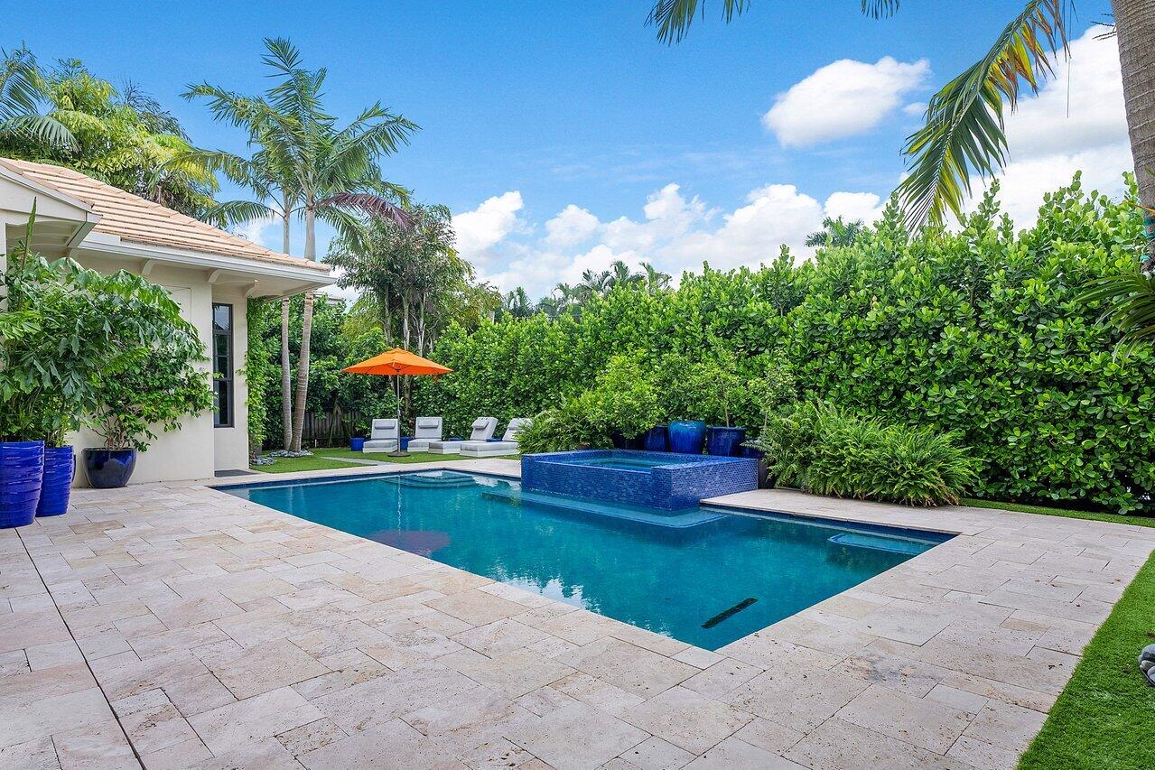 924 S Ocean Boulevard