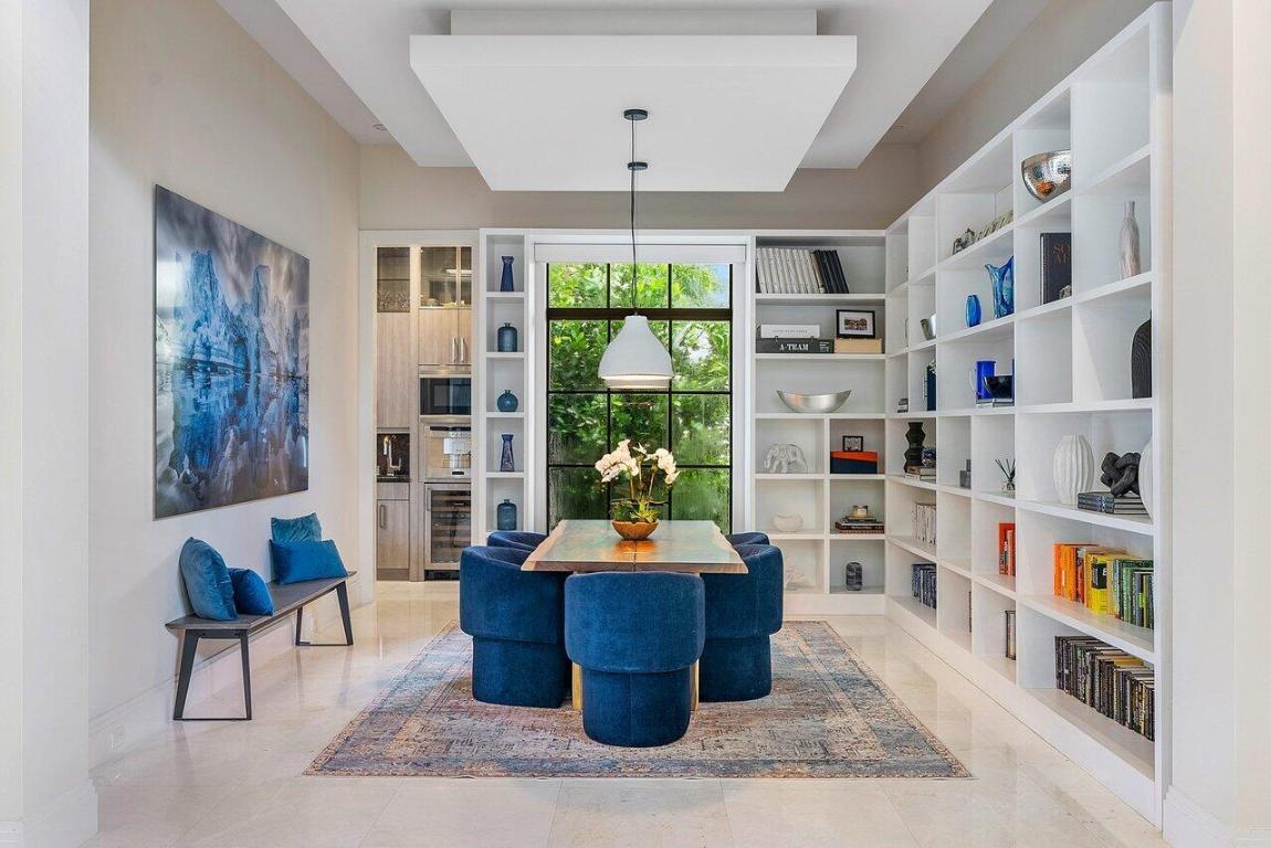 924 S Ocean Boulevard