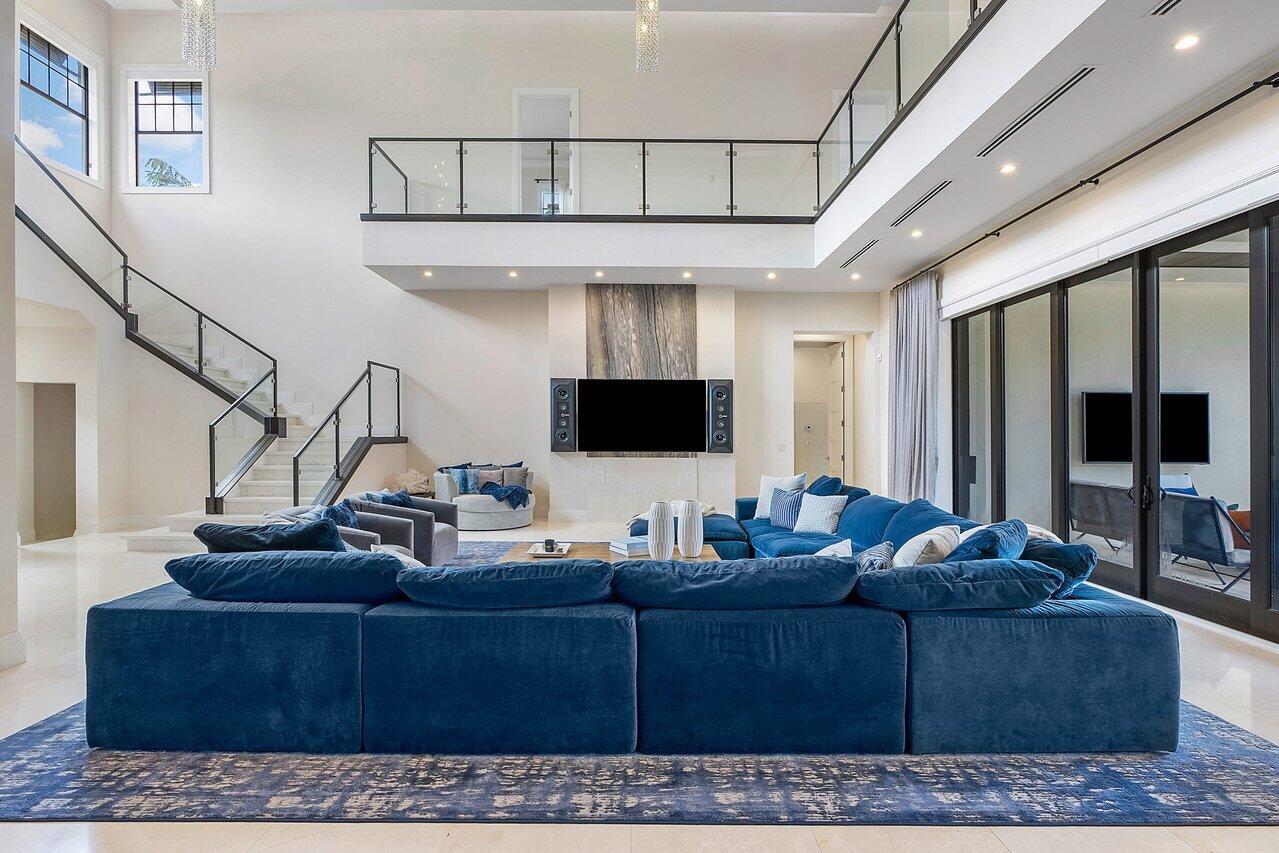 924 S Ocean Boulevard