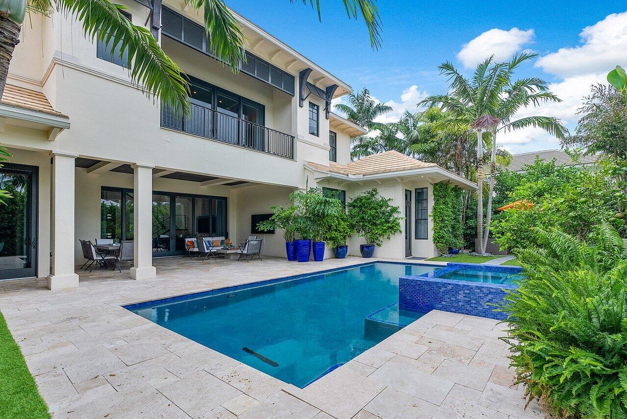 924 S Ocean Boulevard