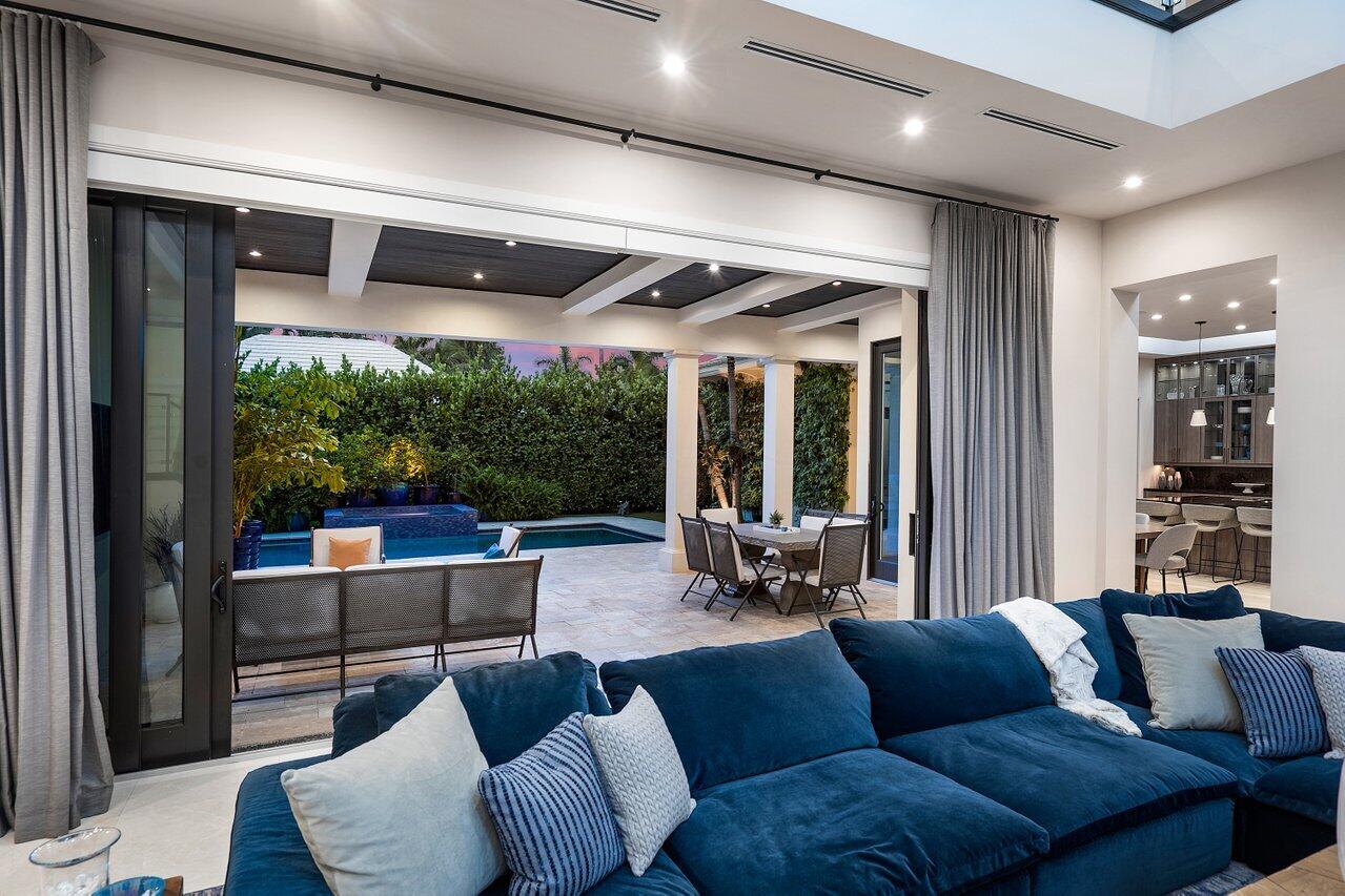 924 S Ocean Boulevard