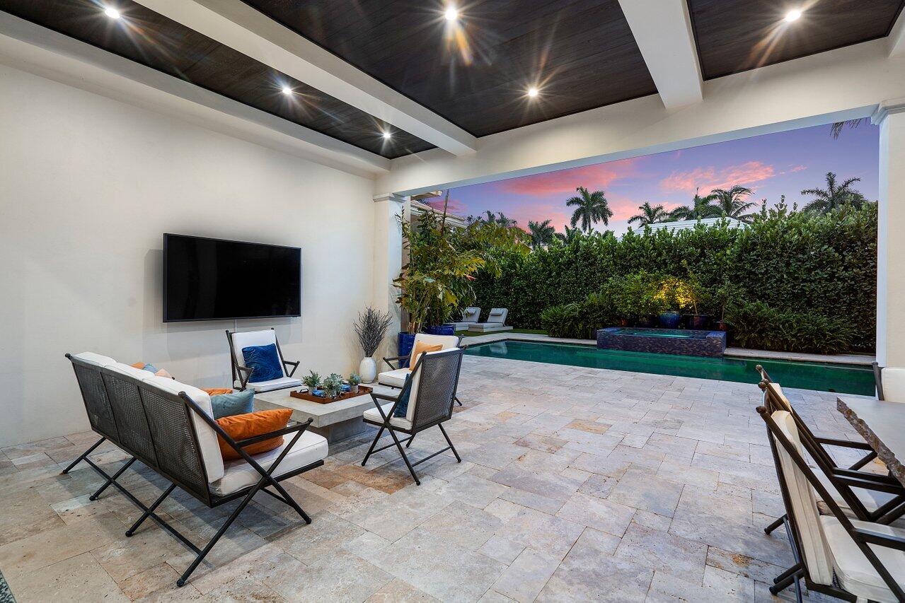 924 S Ocean Boulevard