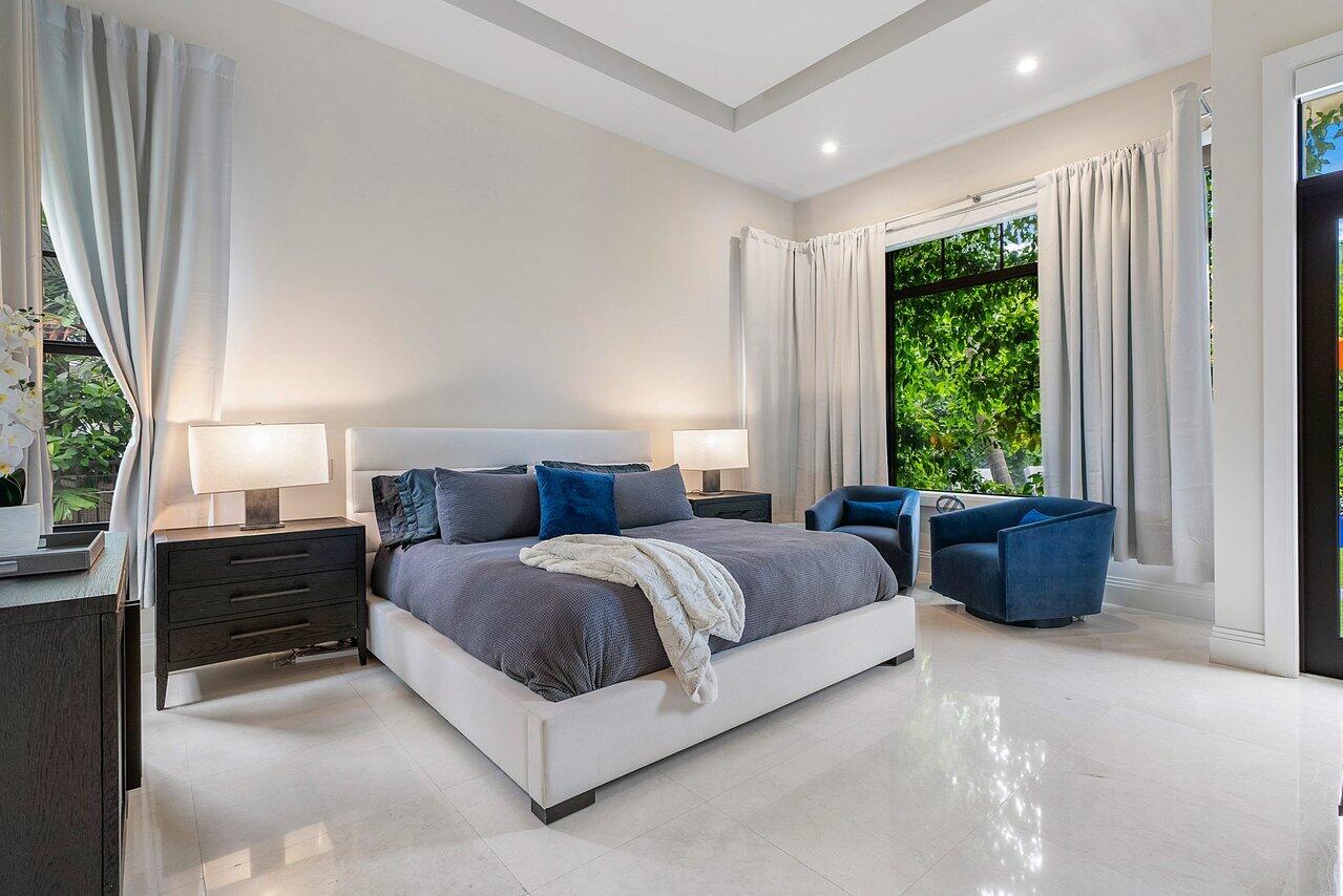 924 S Ocean Boulevard