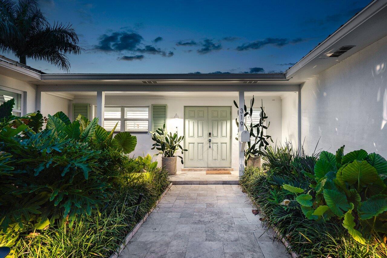 319 NW 15th Street