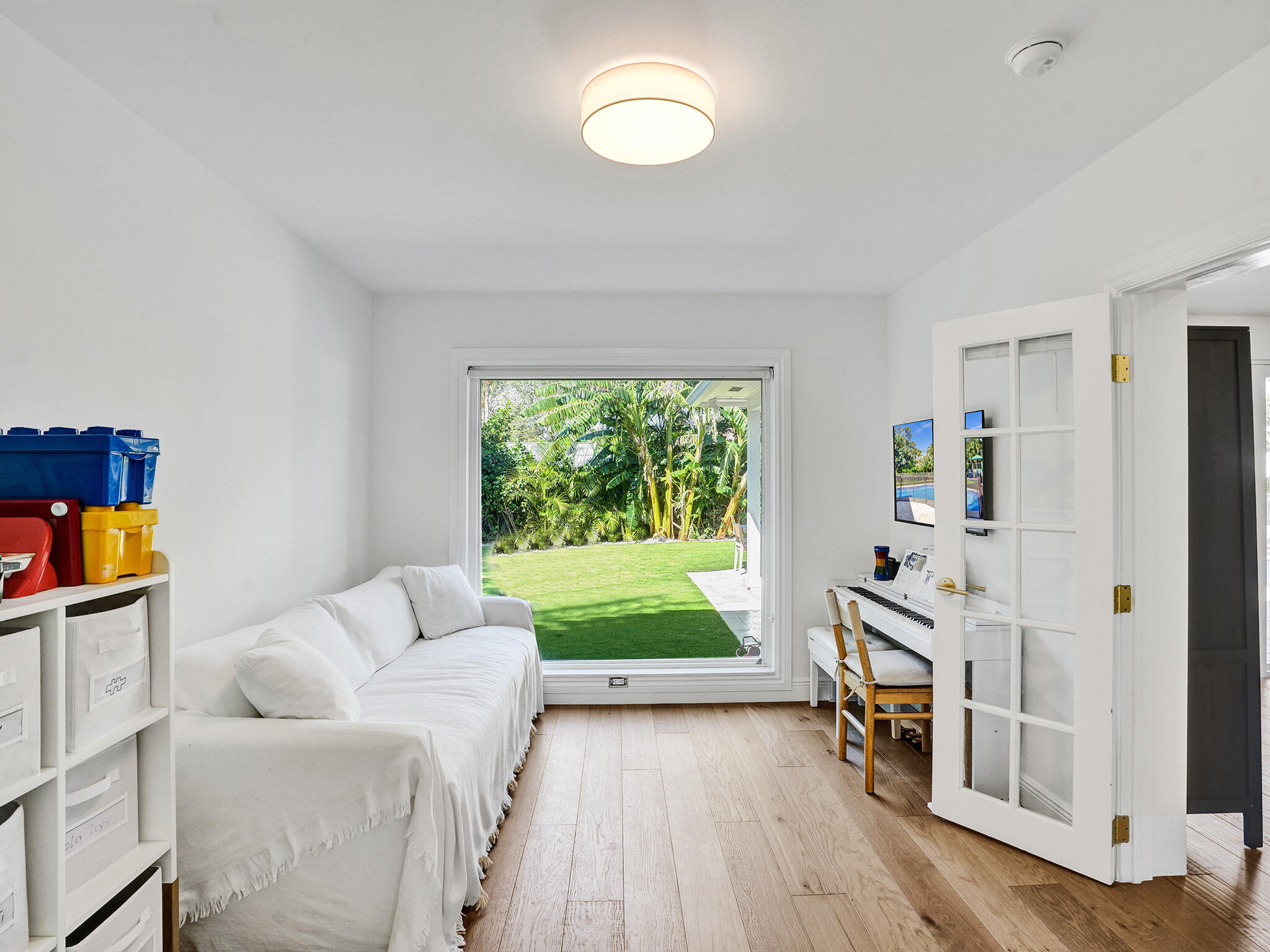 319 NW 15th Street