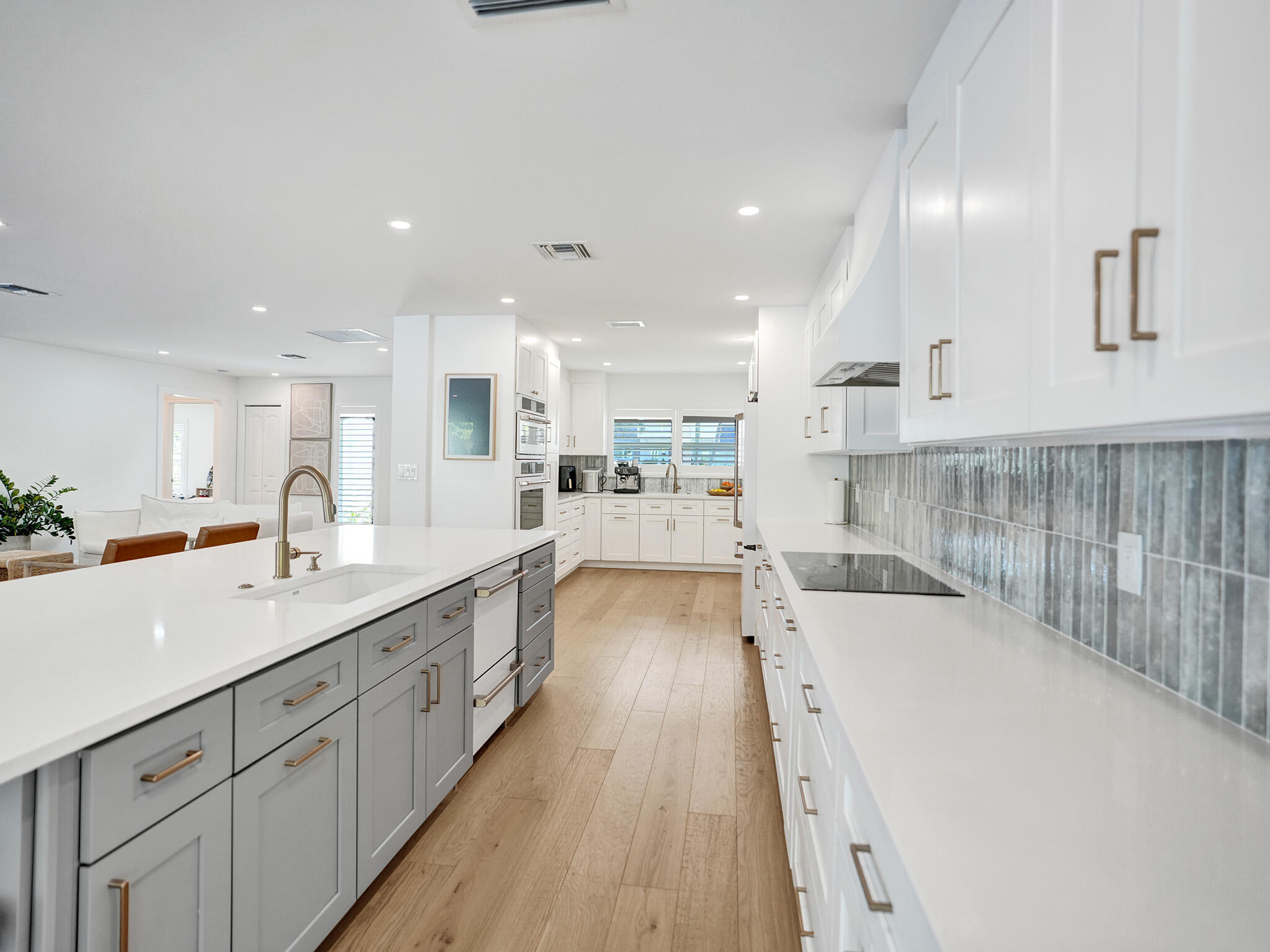 319 NW 15th Street