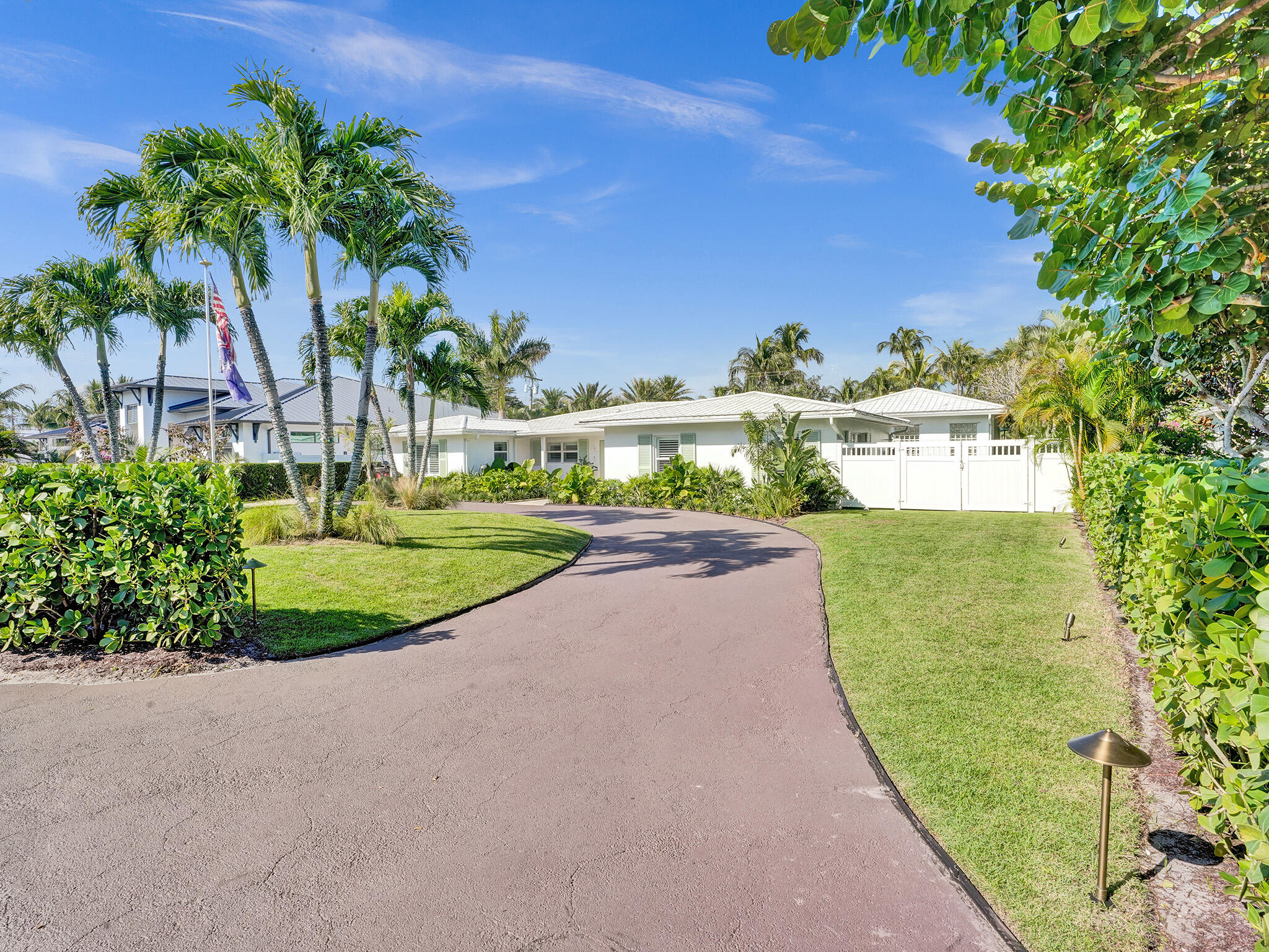 319 NW 15th Street
