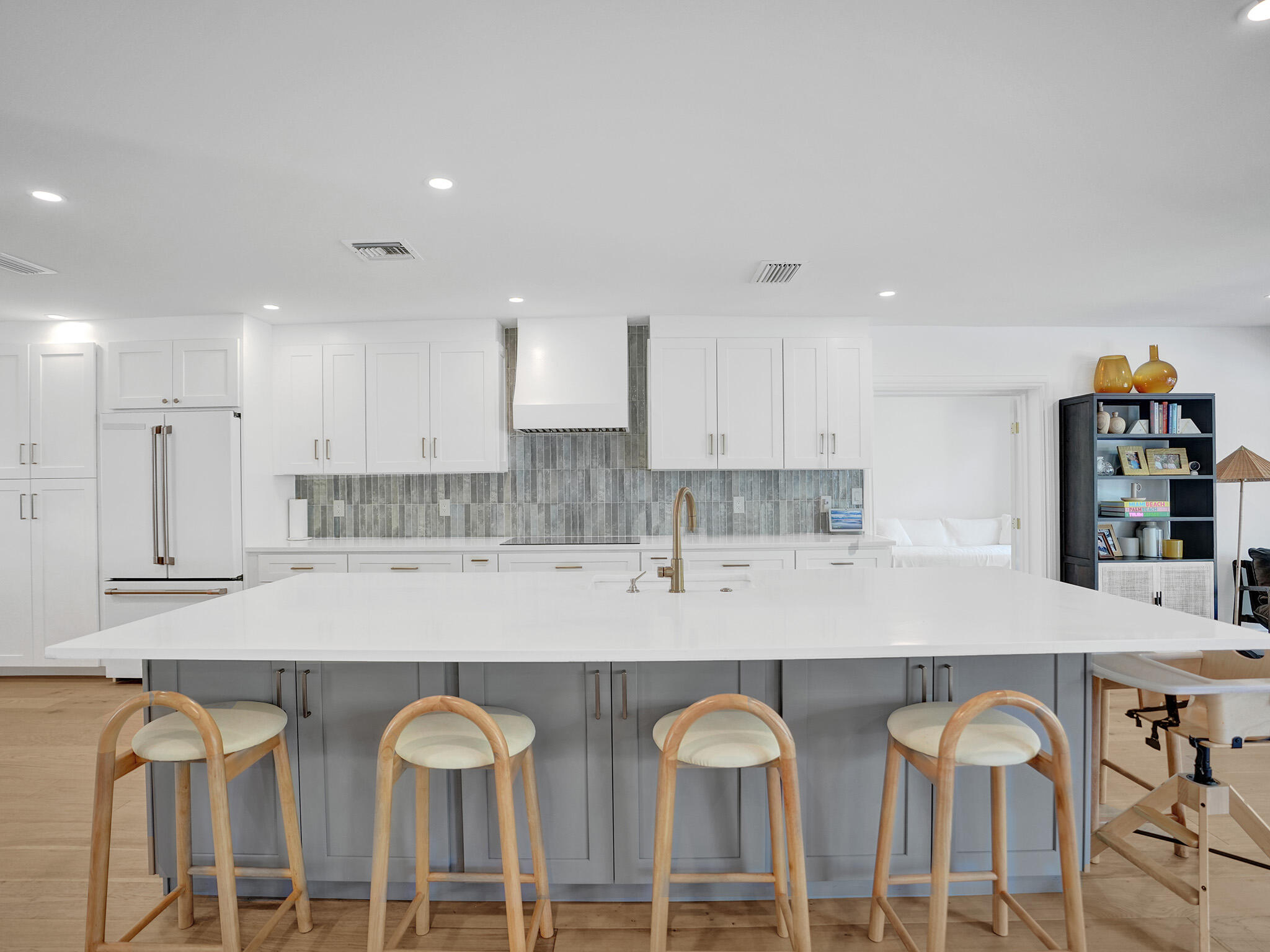 319 NW 15th Street