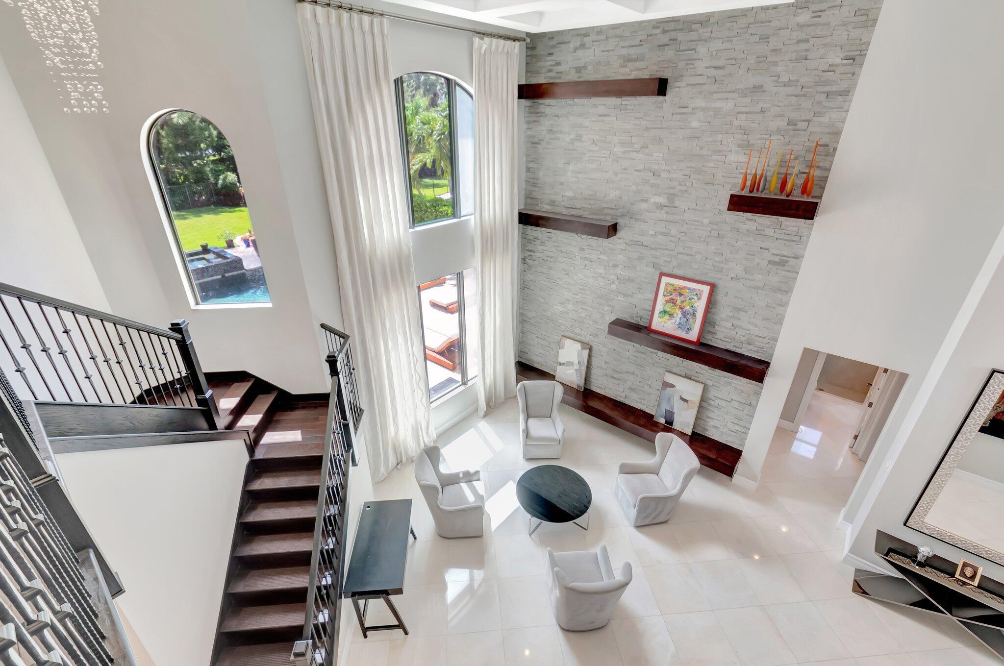 8301 Hawks Gully Avenue