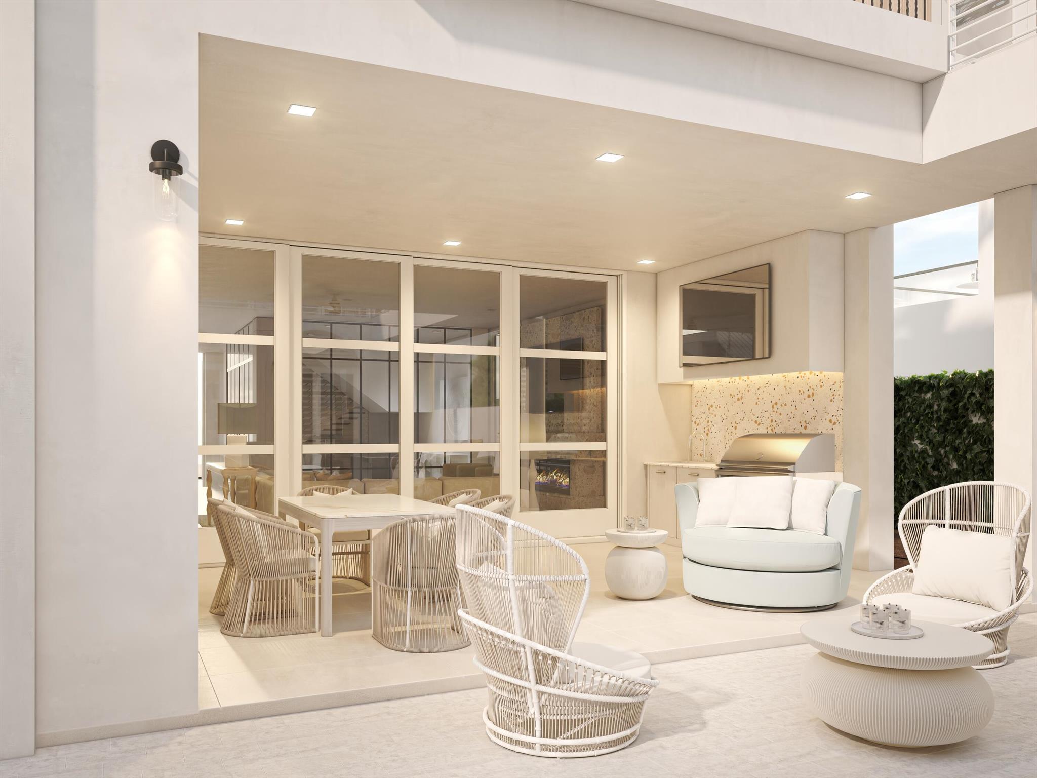 812 Palm Trail
