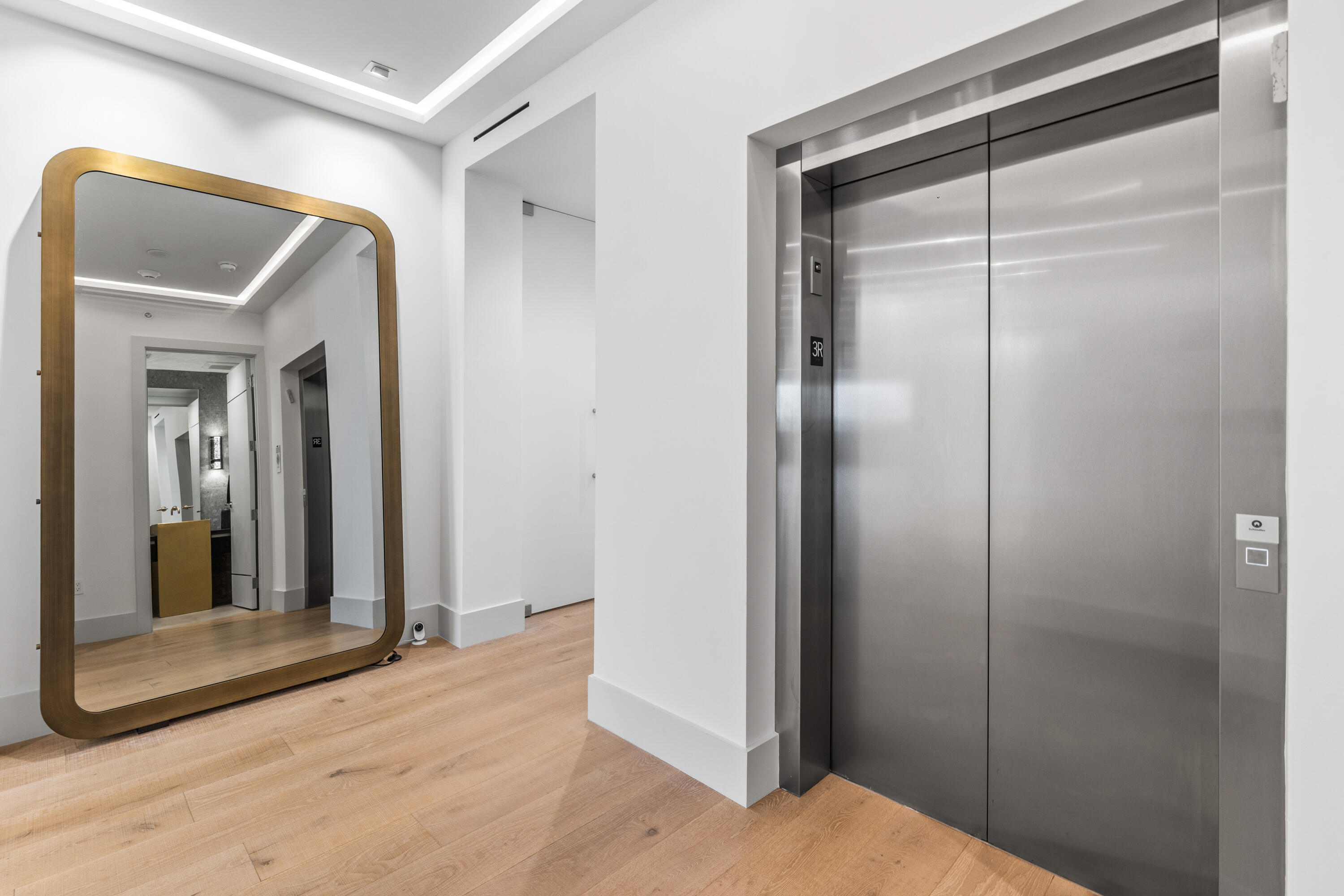 1901 S Ocean Boulevard 19