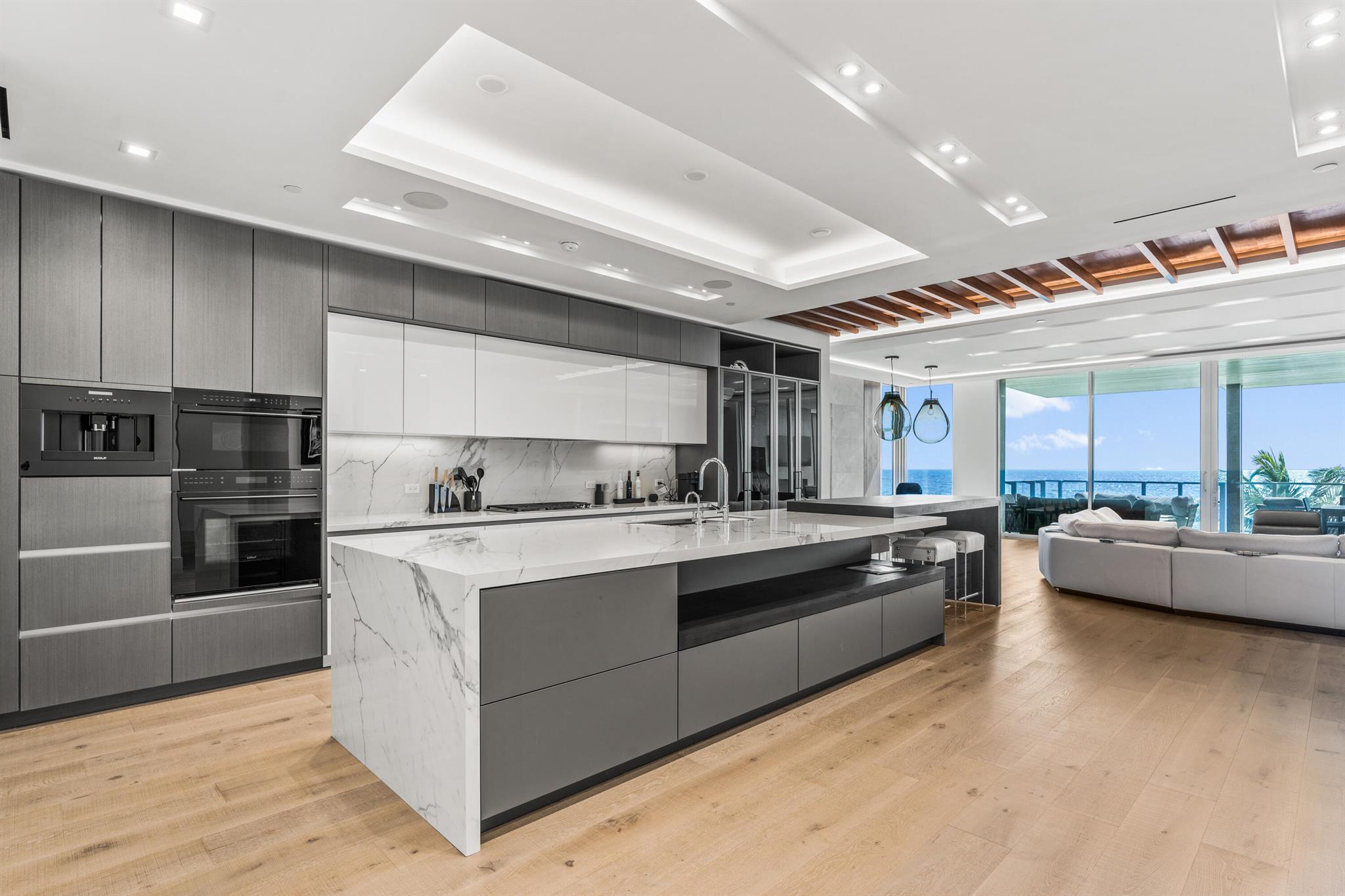 1901 S Ocean Boulevard 19