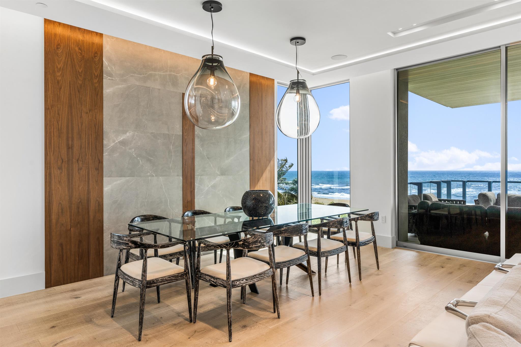 1901 S Ocean Boulevard 19