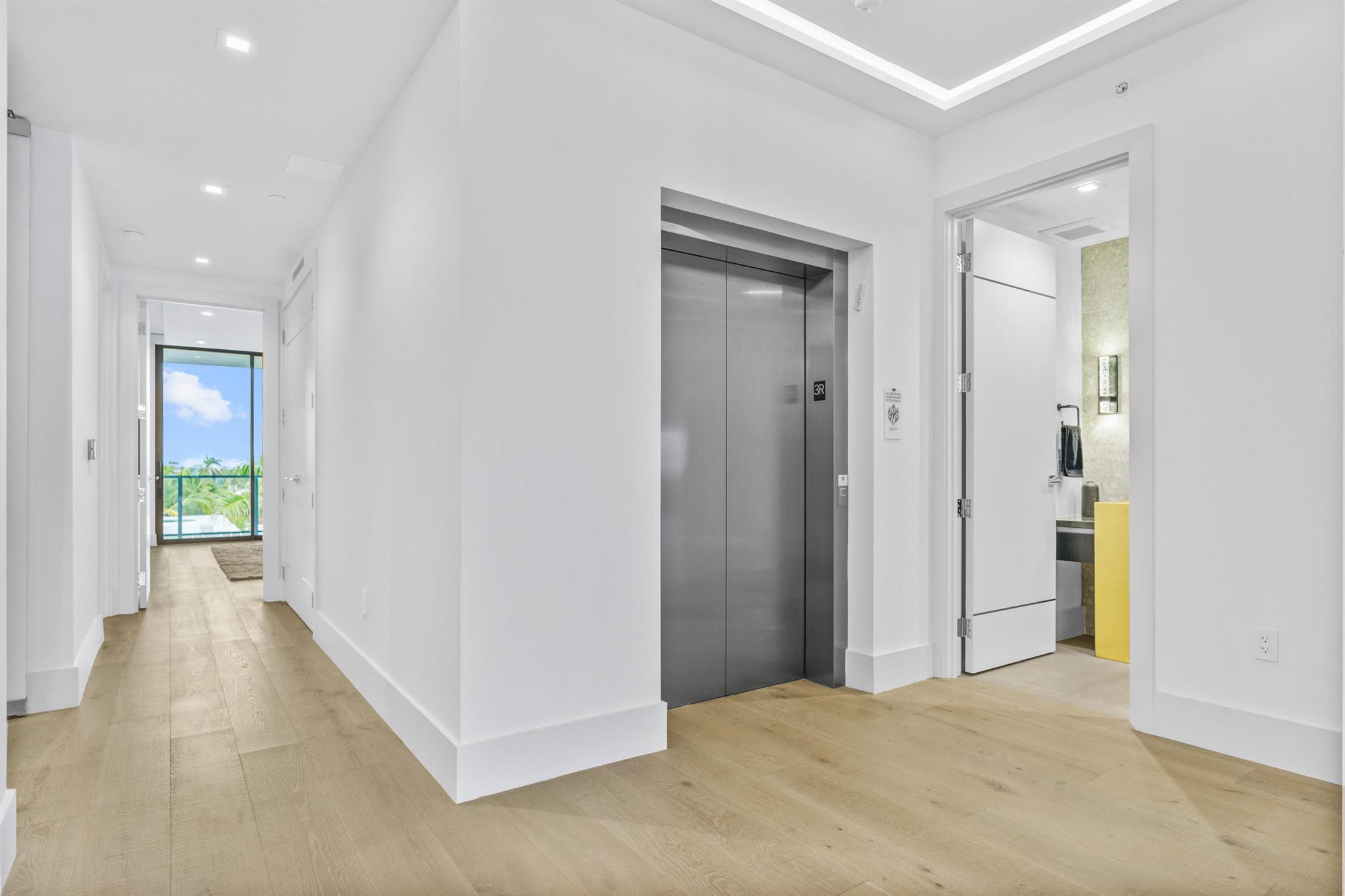 1901 S Ocean Boulevard 19