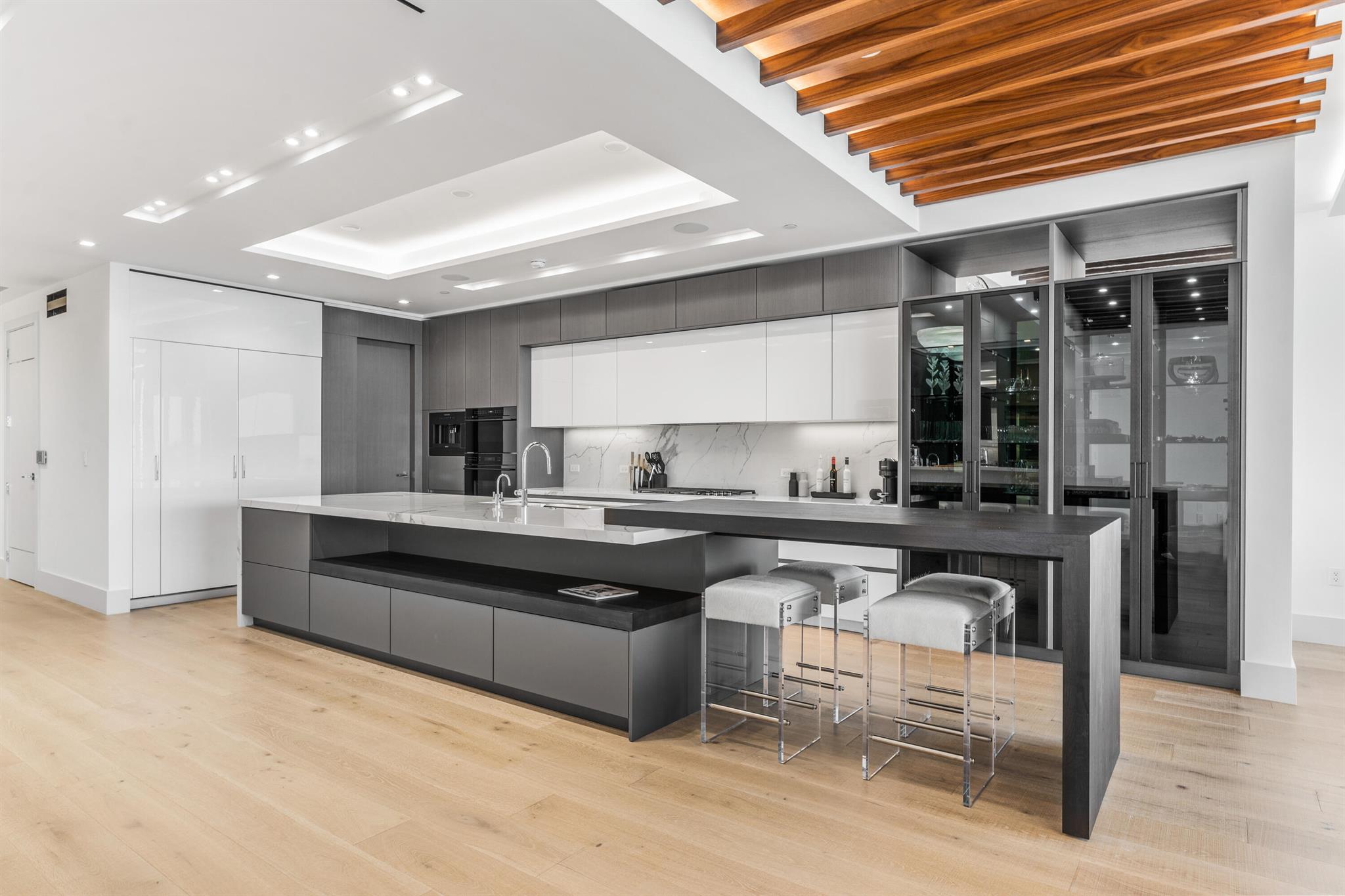 1901 S Ocean Boulevard 19