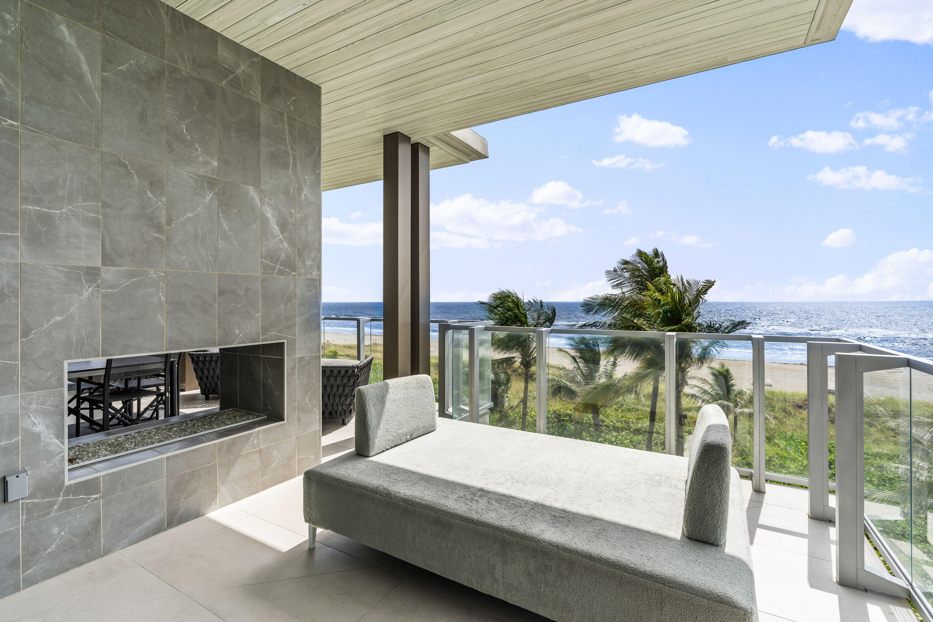 1901 S Ocean Boulevard 19