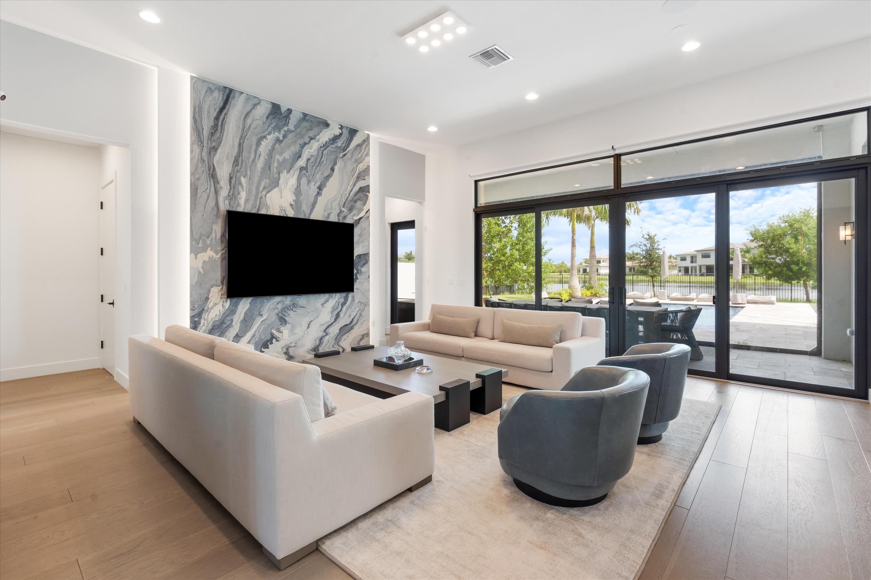 9964 Espresso Manor