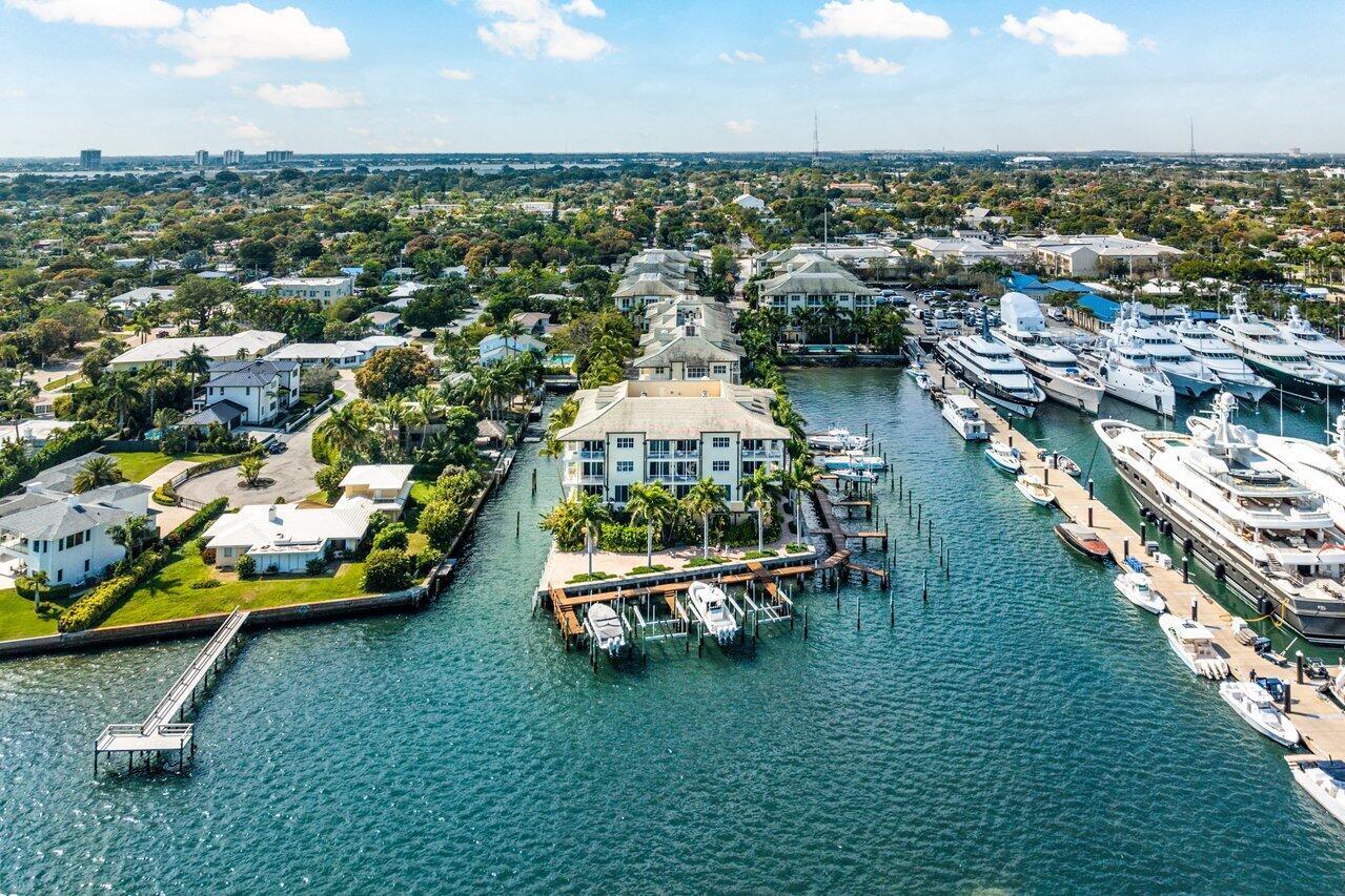 3940 N Flagler Drive 204