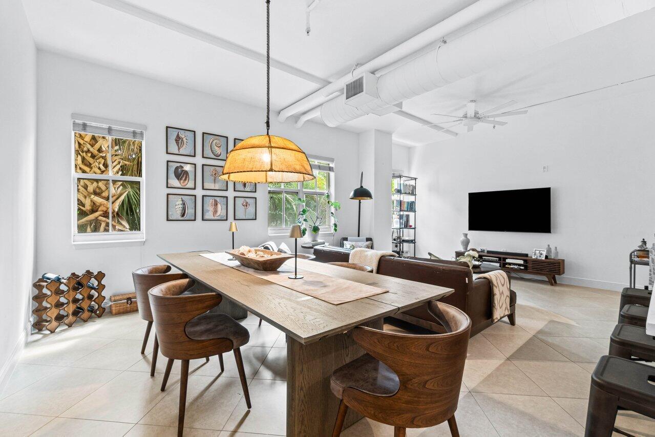 3940 N Flagler Drive 204