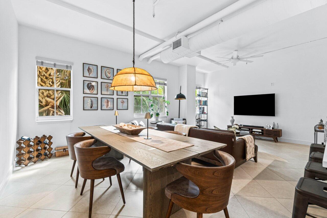 3940 N Flagler Drive 204