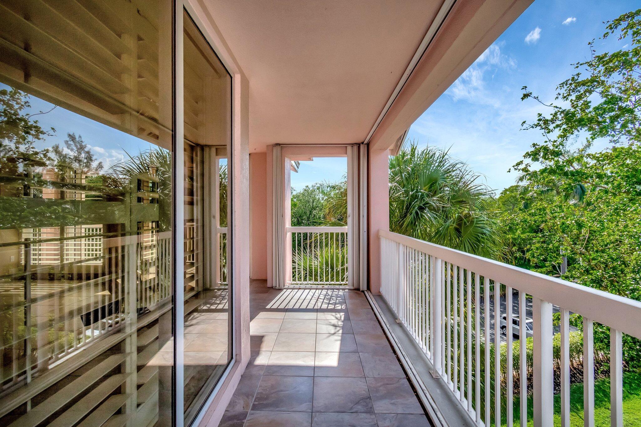 790 Andrews Avenue C306