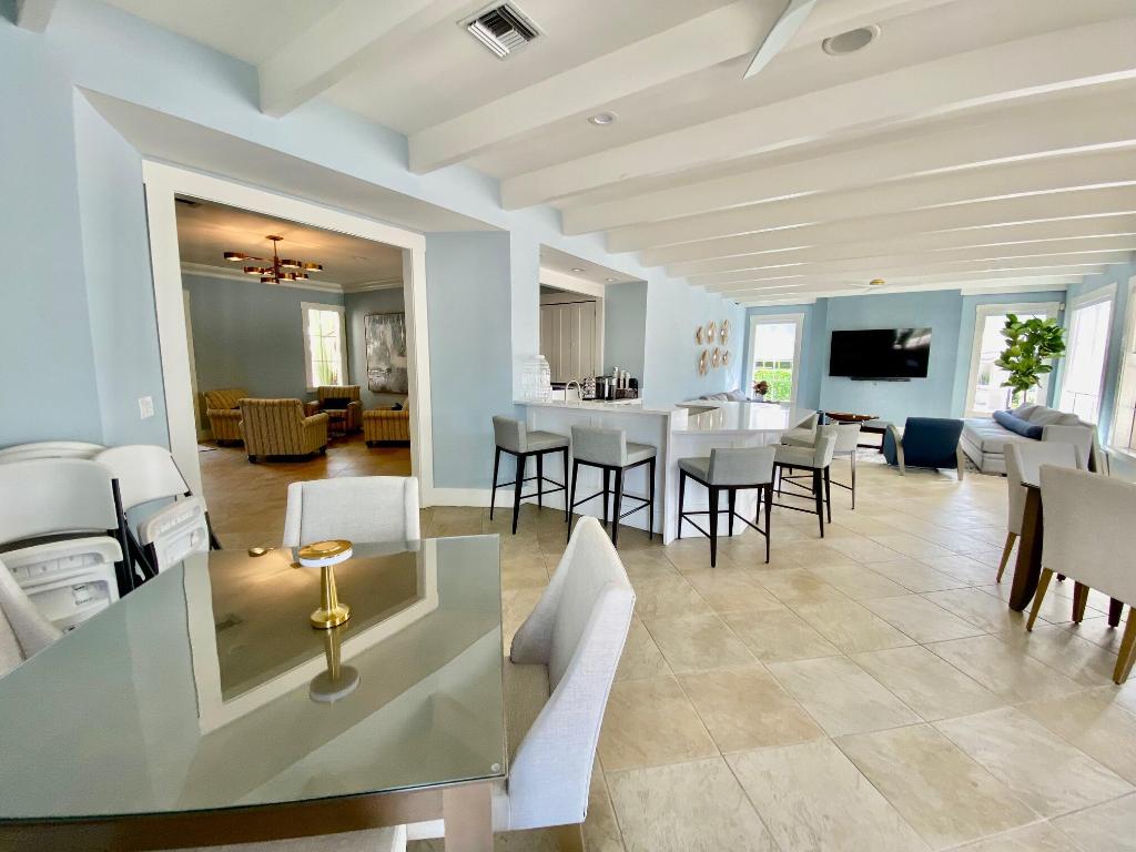 3594 S Ocean Boulevard 207