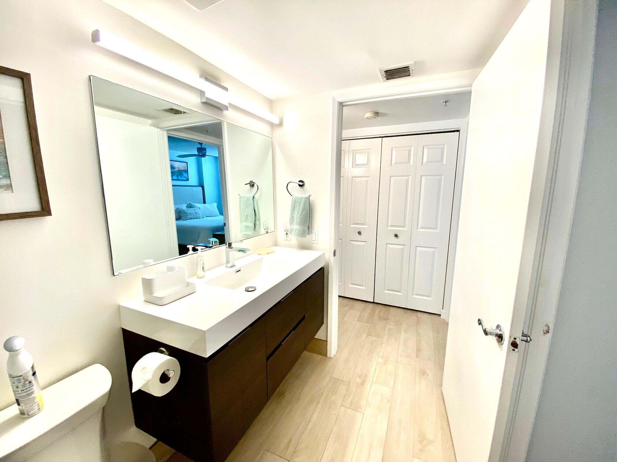 3594 S Ocean Boulevard 207