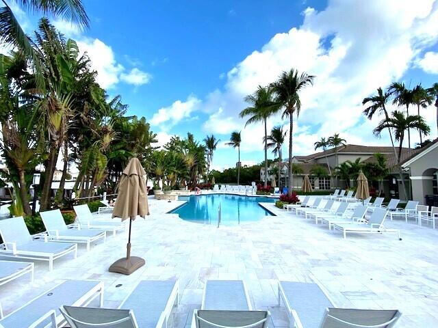 3594 S Ocean Boulevard 207