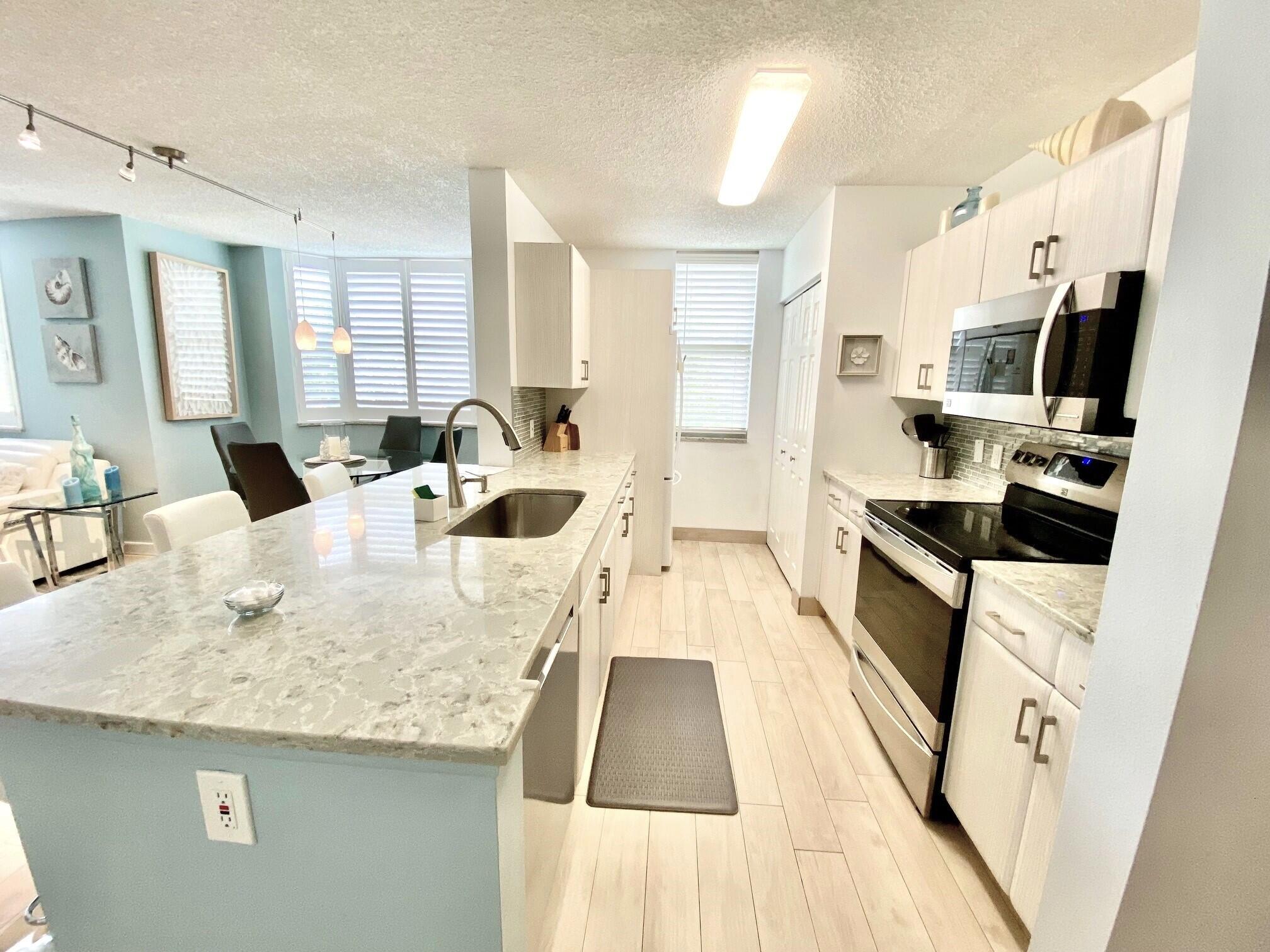 3594 S Ocean Boulevard 207