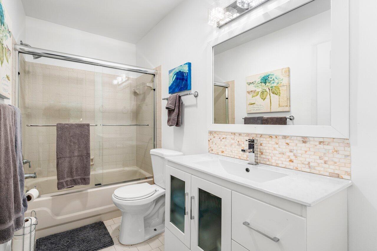 2217 Florida Boulevard