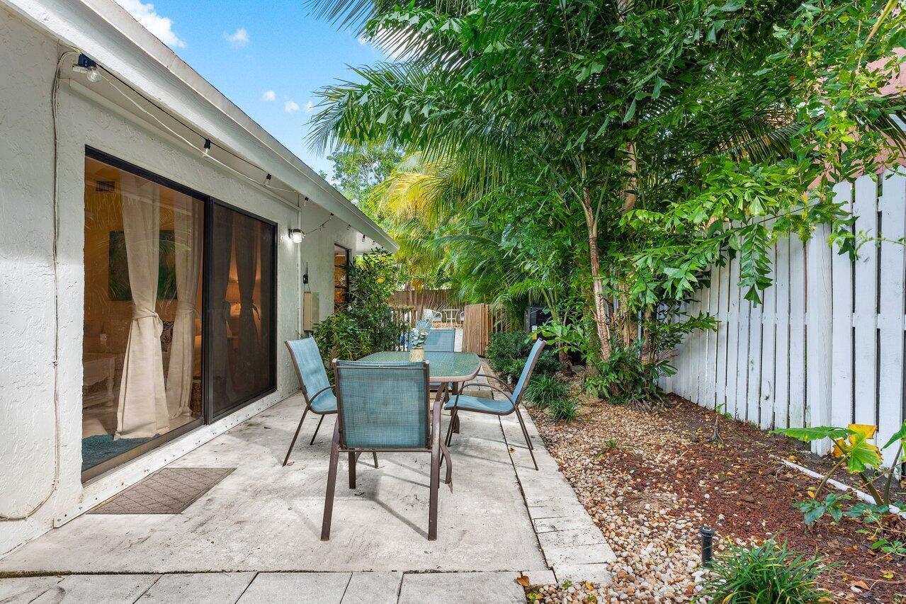 2217 Florida Boulevard