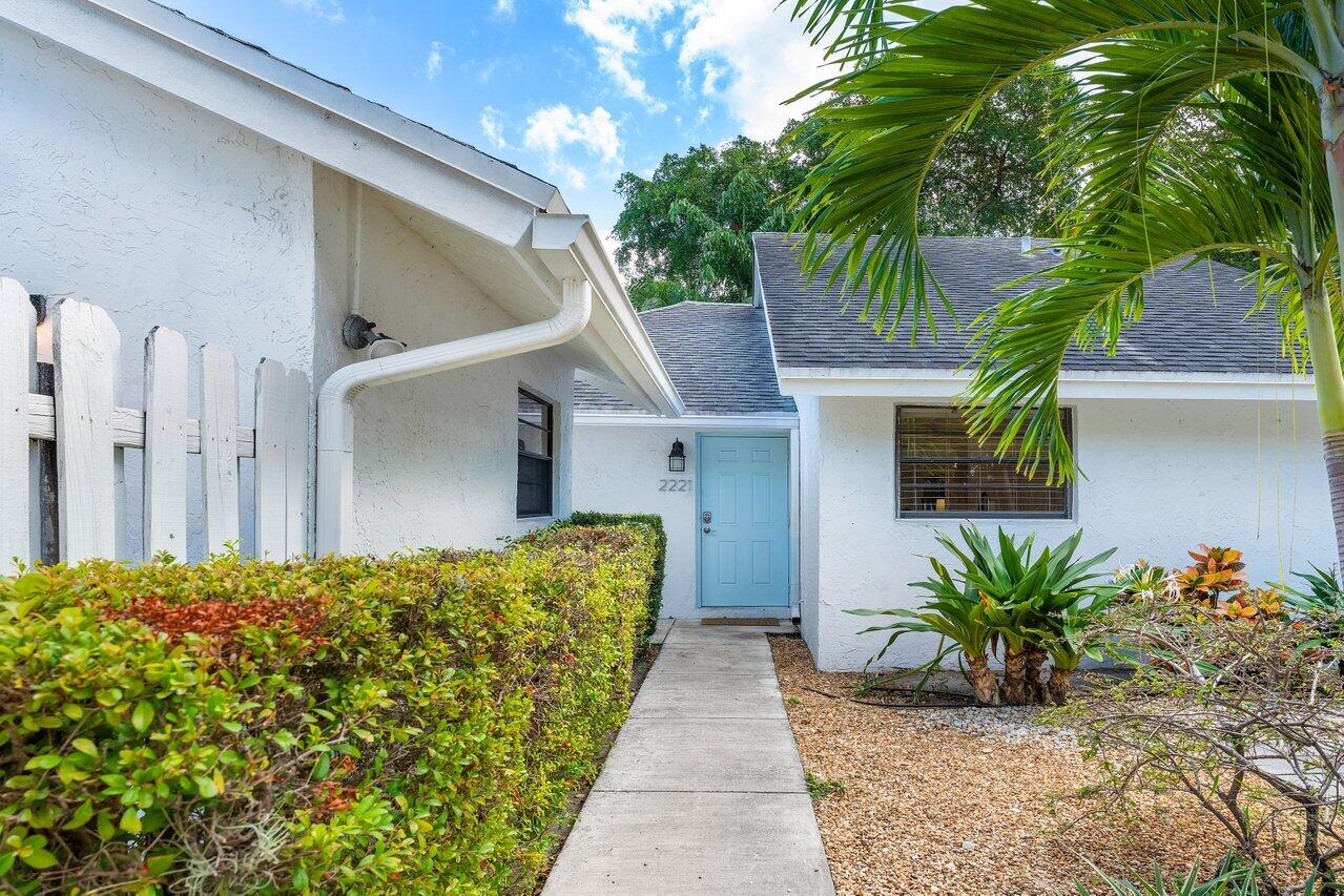 2217 Florida Boulevard