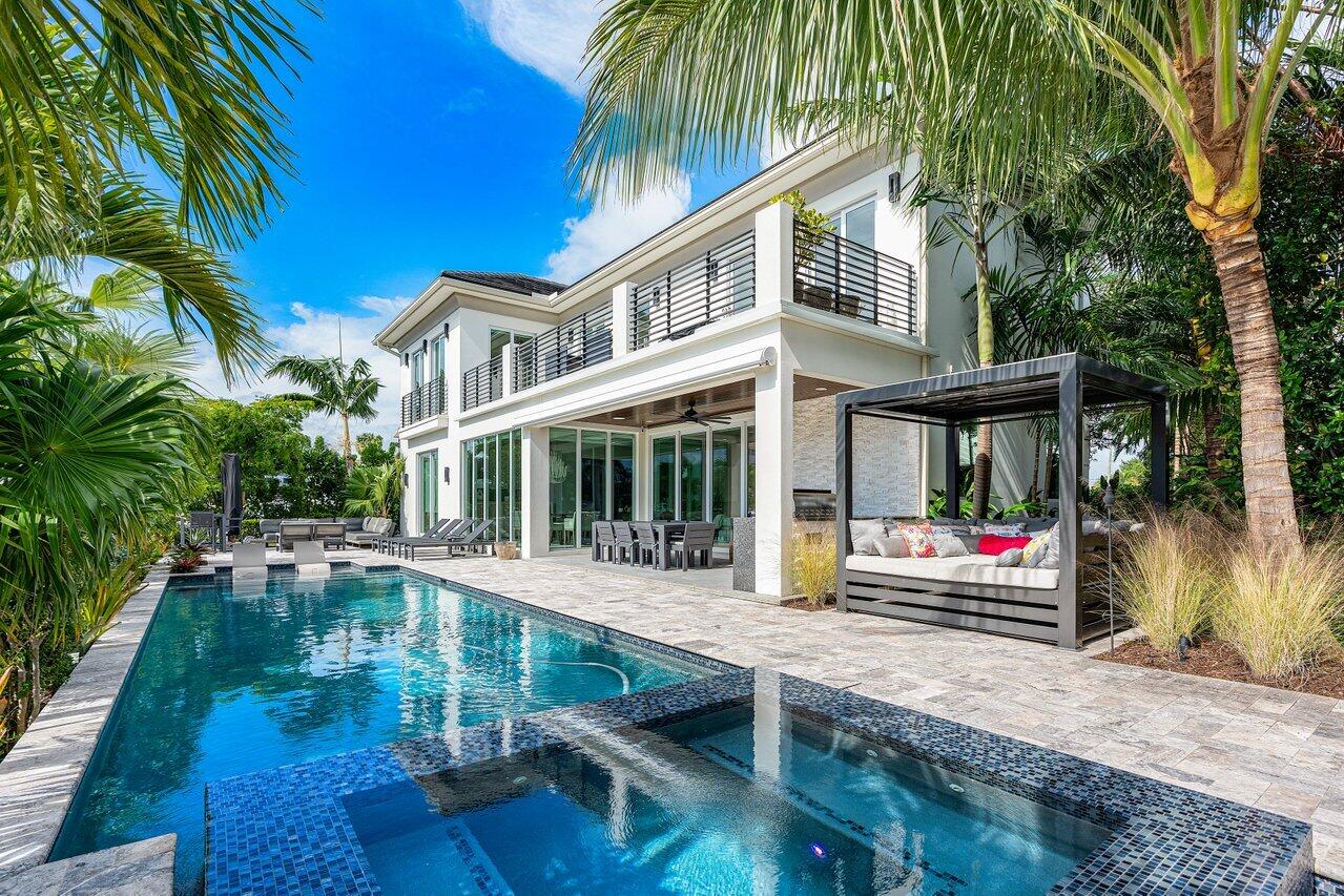 924 Evergreen Dr.