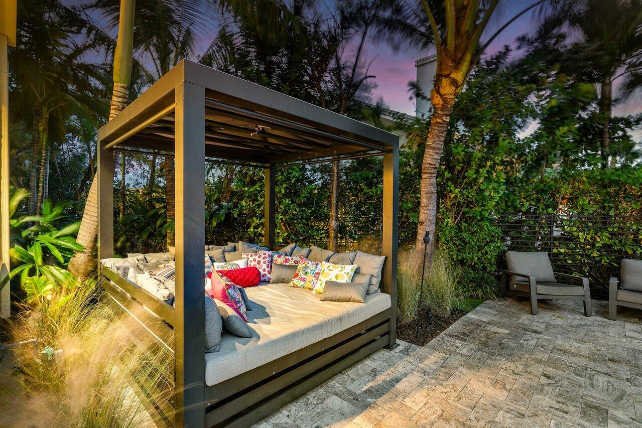 924 Evergreen Dr.