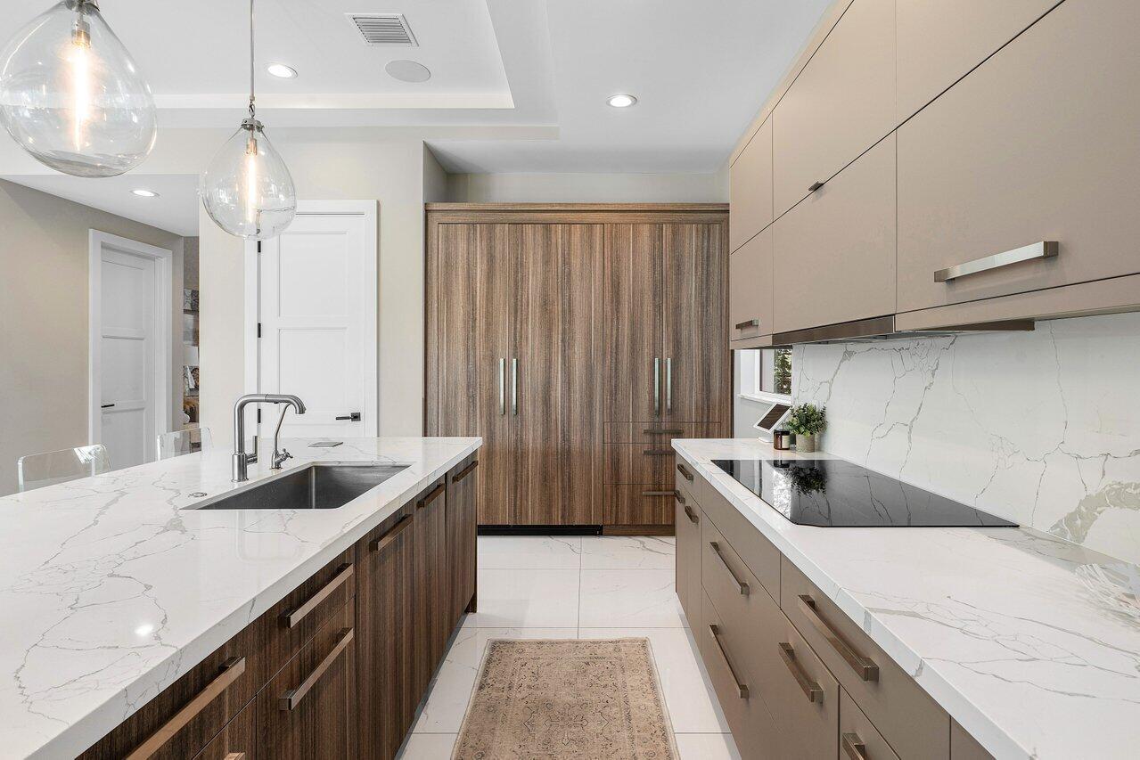 924 Evergreen Dr.