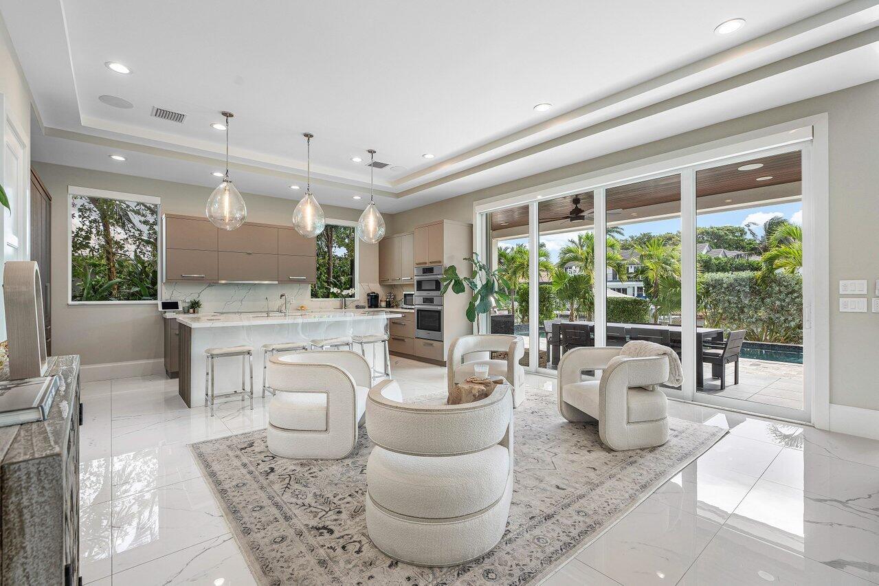 924 Evergreen Dr.