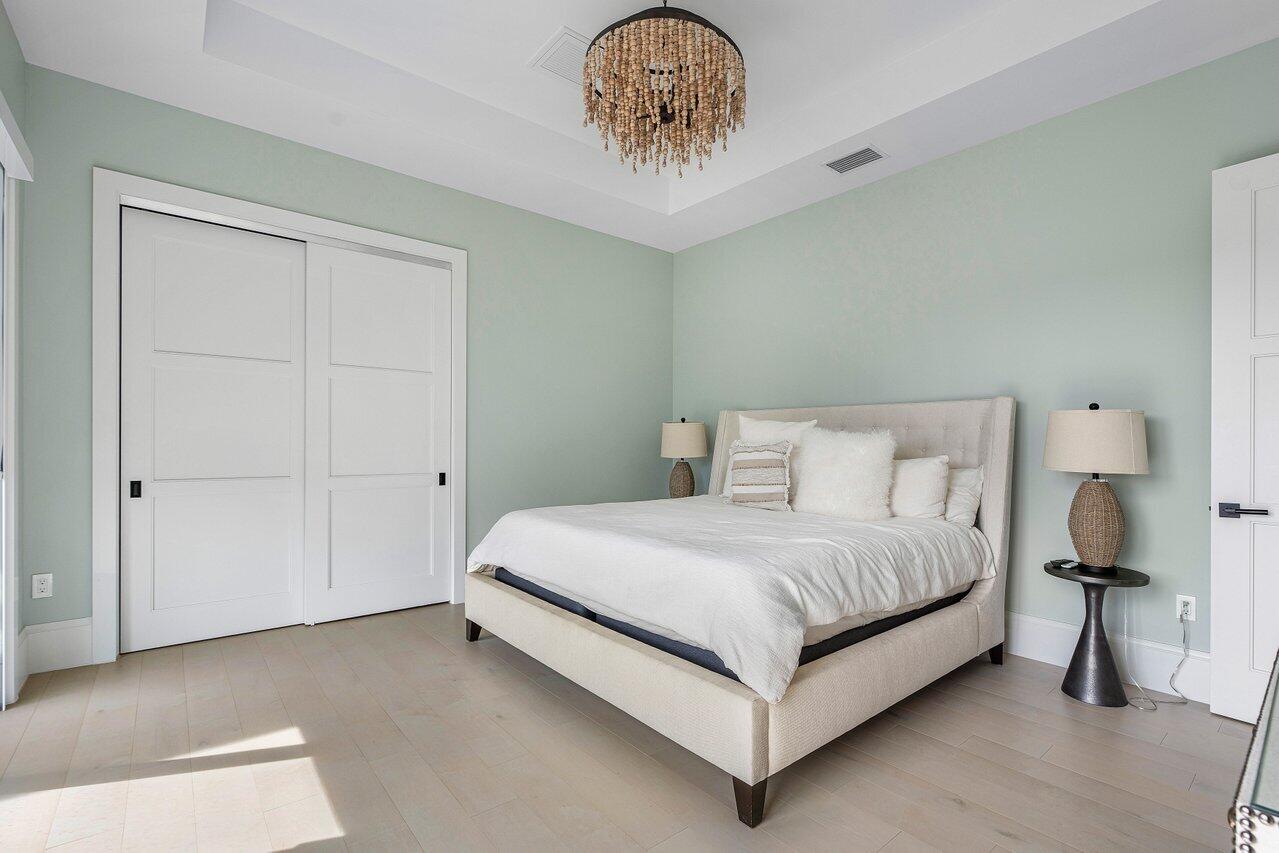 924 Evergreen Dr.