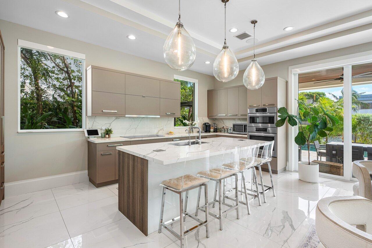 924 Evergreen Dr.