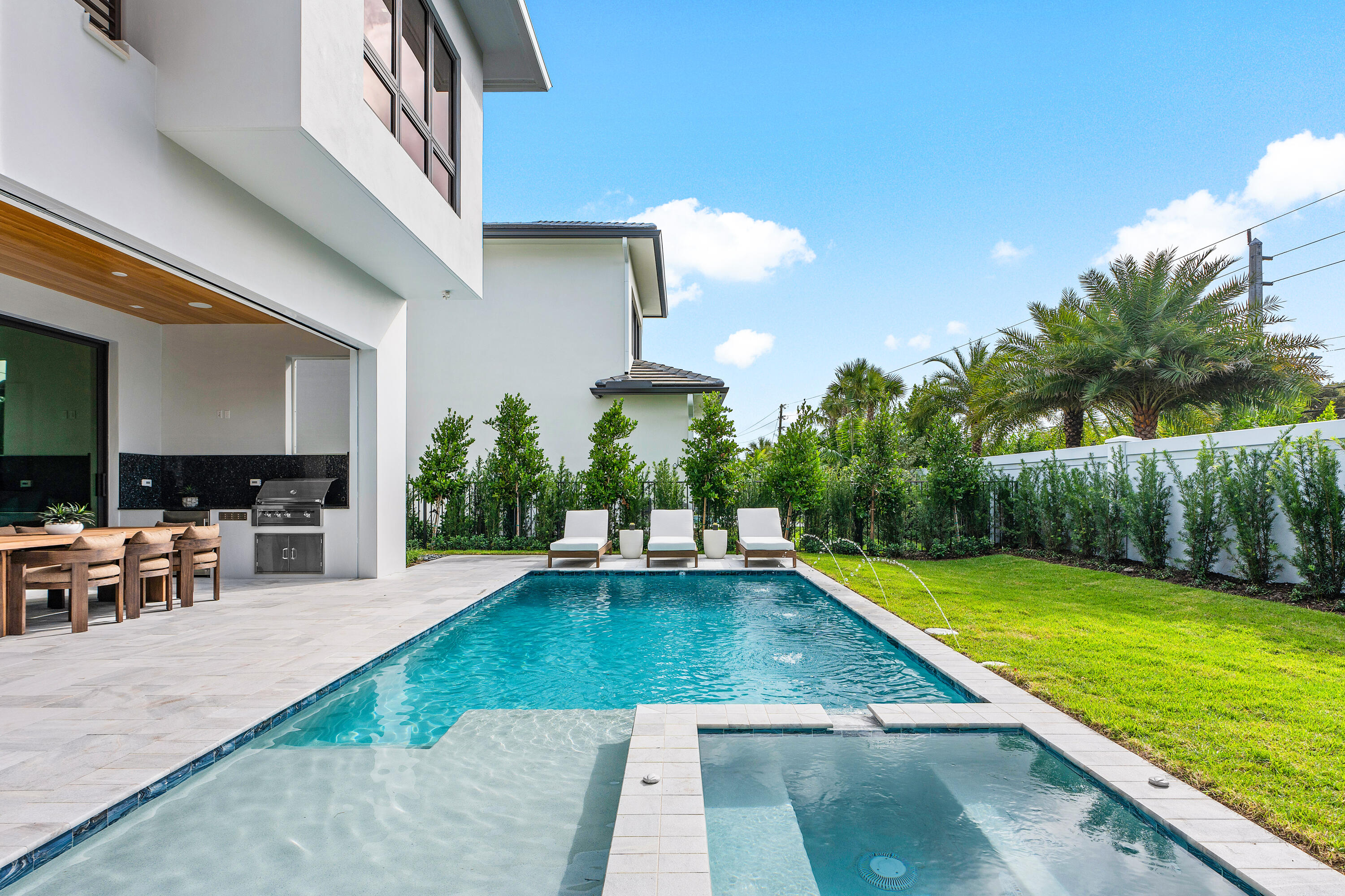 2252 Delray Ridge Lane