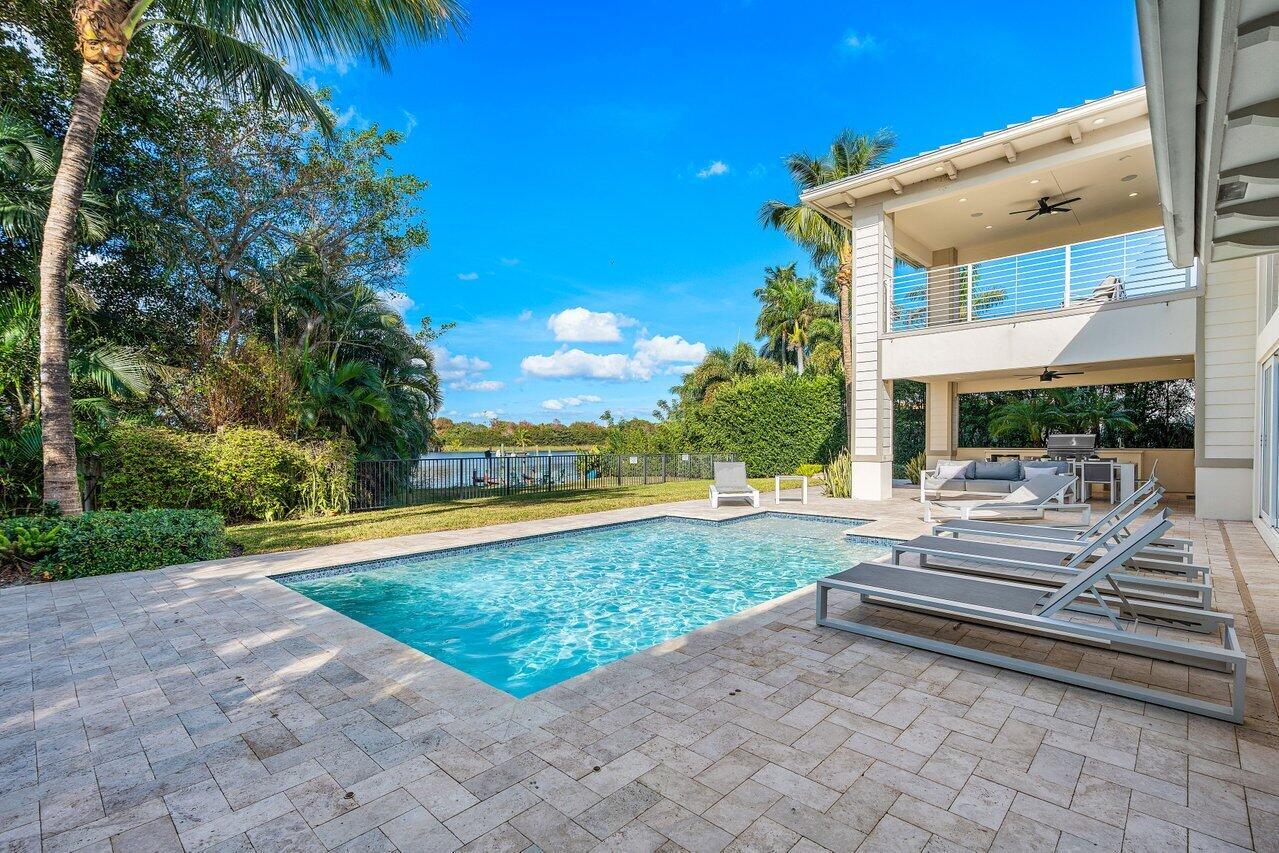 1400 Lake Drive