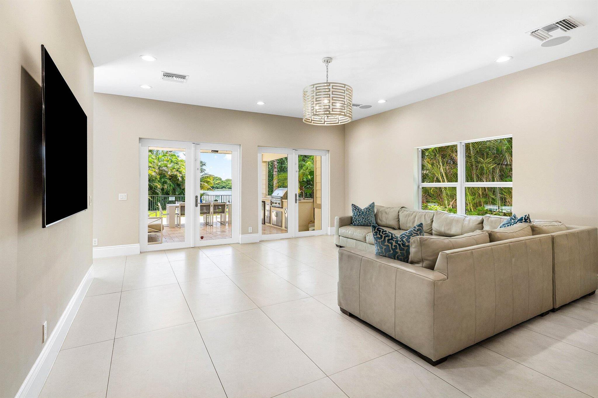 1400 Lake Drive