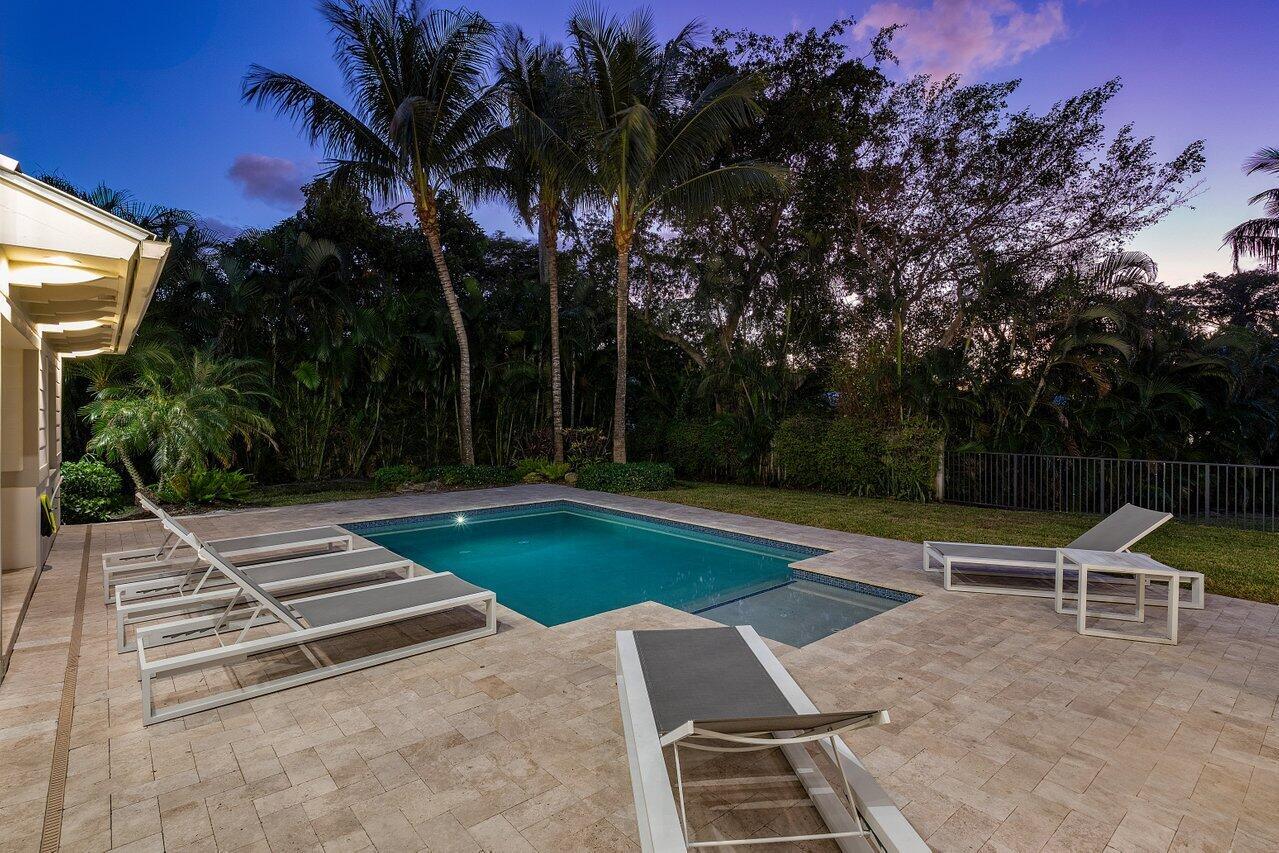 1400 Lake Drive