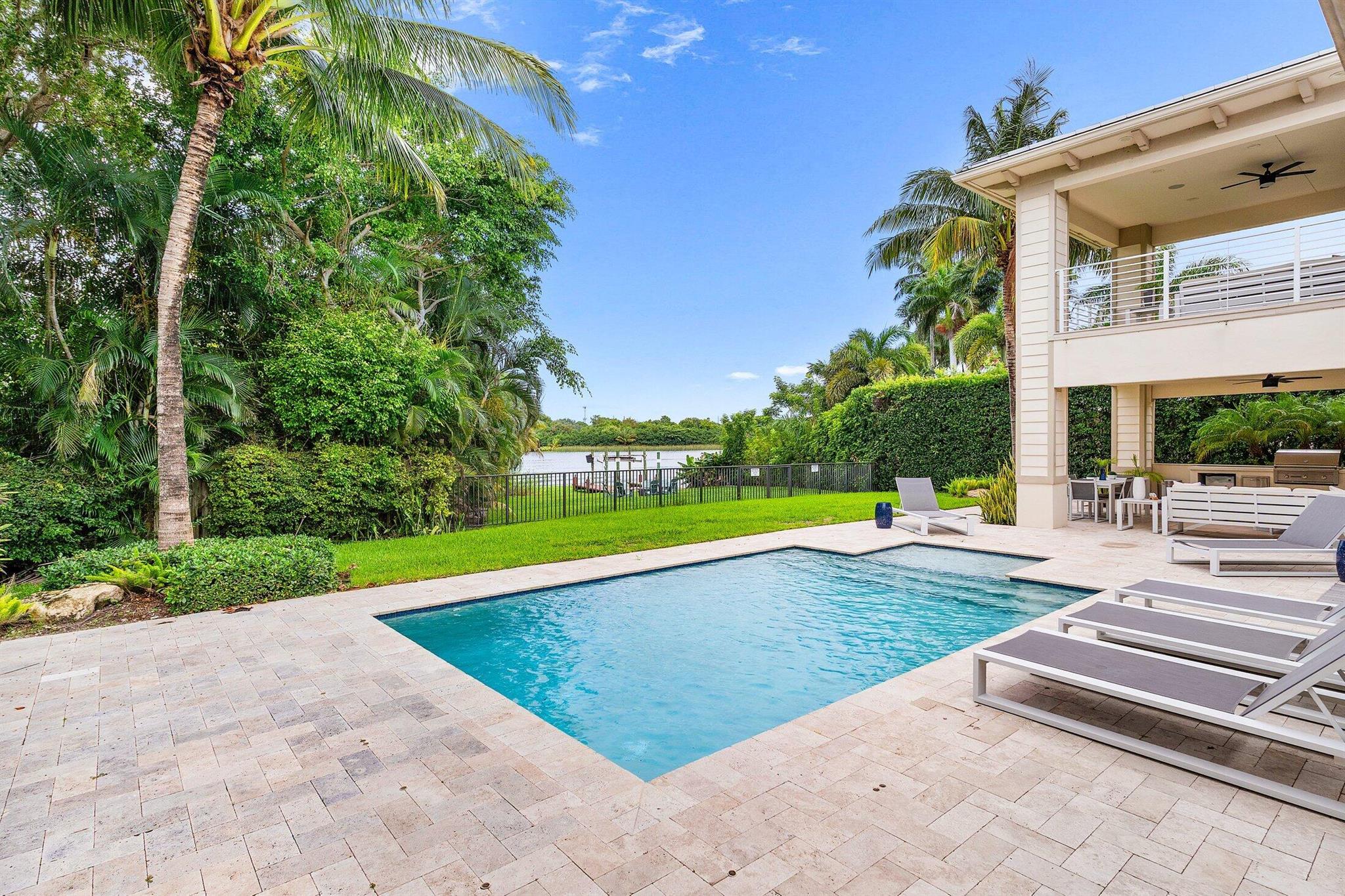 1400 Lake Drive