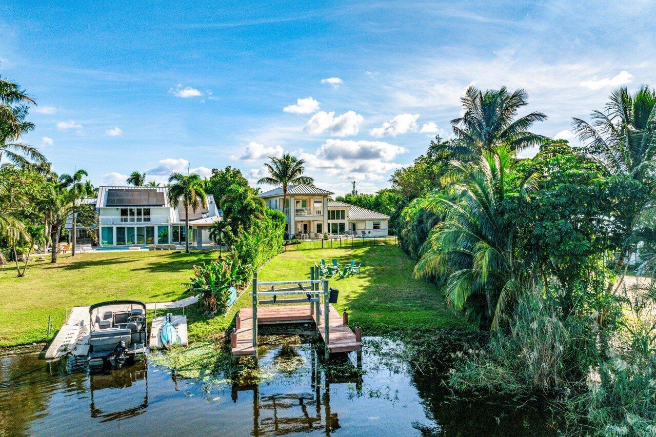 1400 Lake Drive