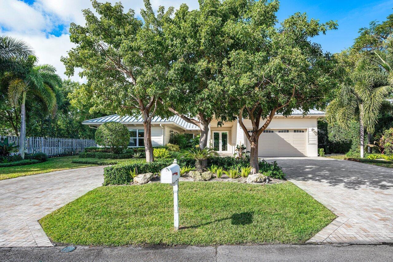 1400 Lake Drive