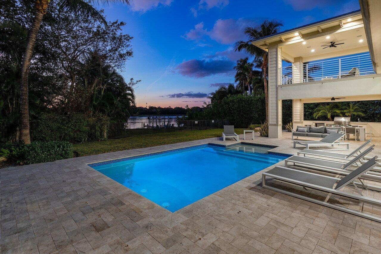 1400 Lake Drive